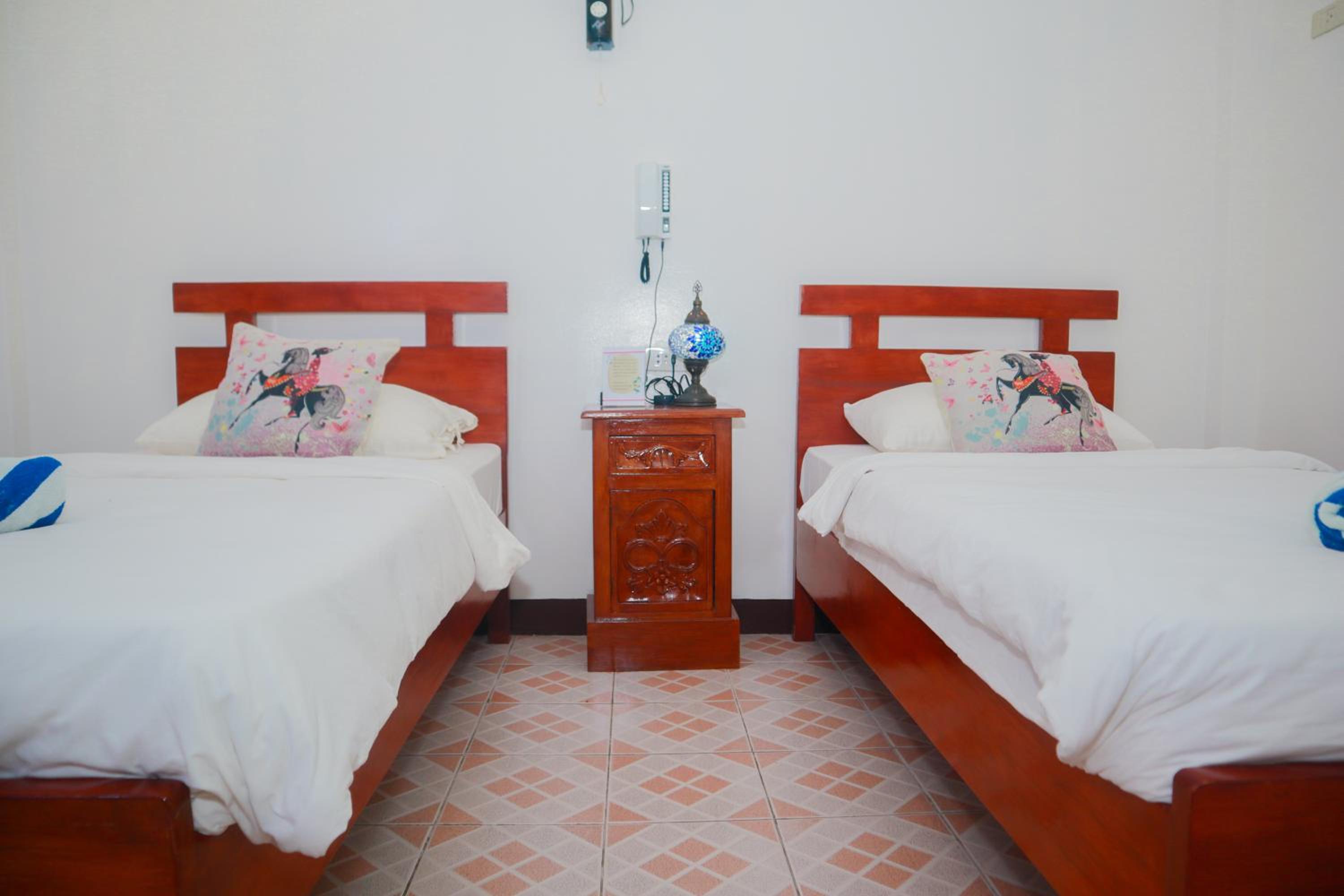 Twin Room with Garden View photo 3