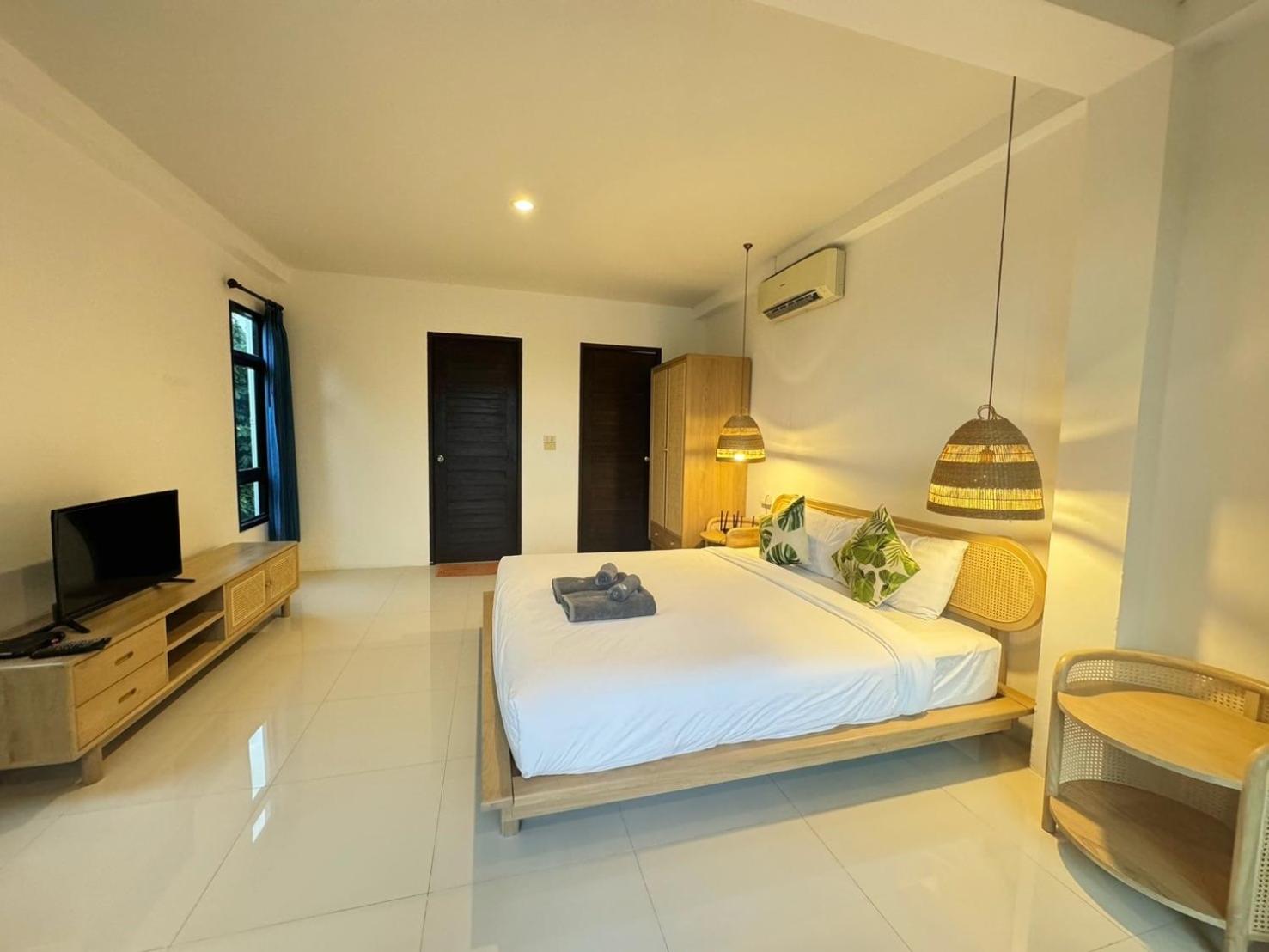 Two-Bedroom Bungalow - Photo 13