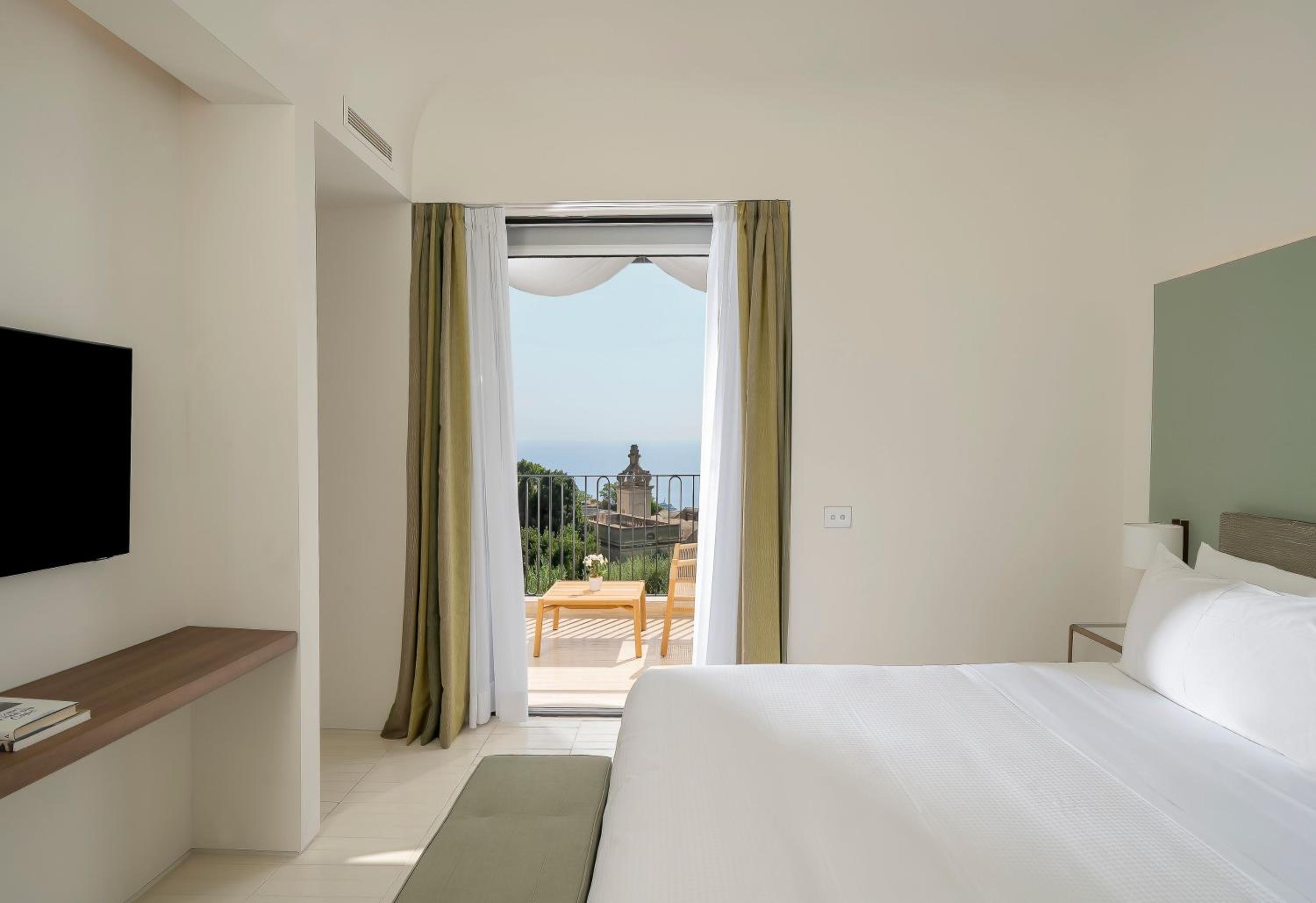 Suite with Sea View