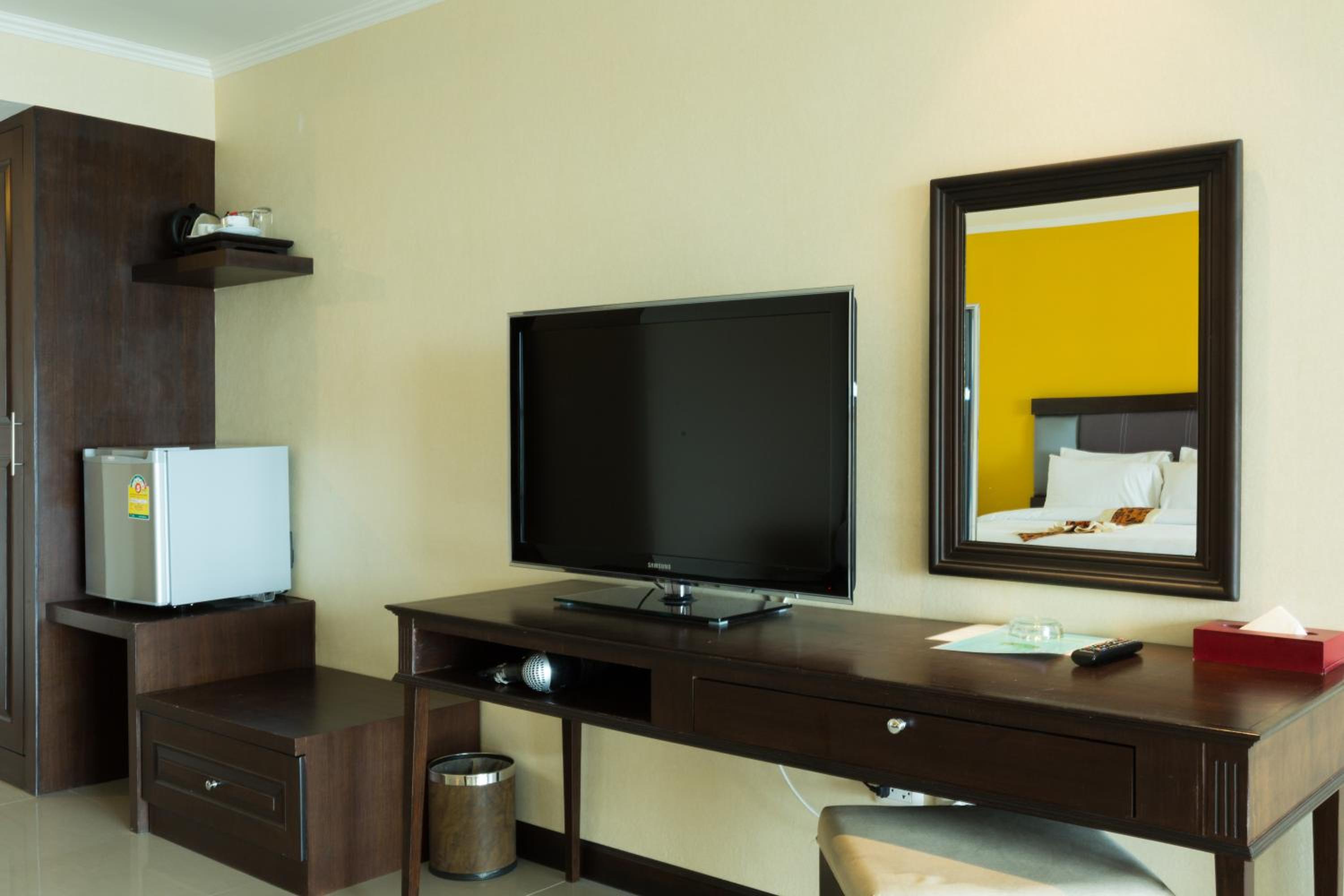 Pavilion Double Room - Royal Wing - Photo 11