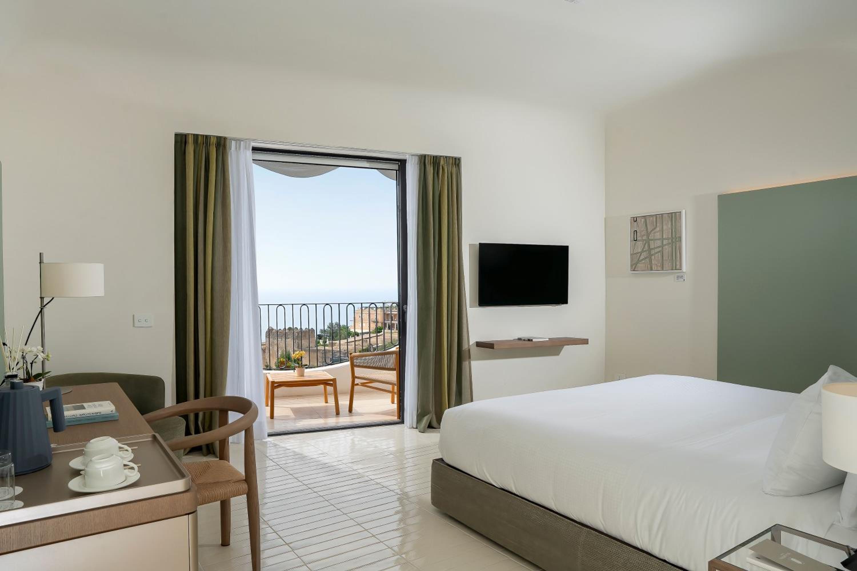 Available room