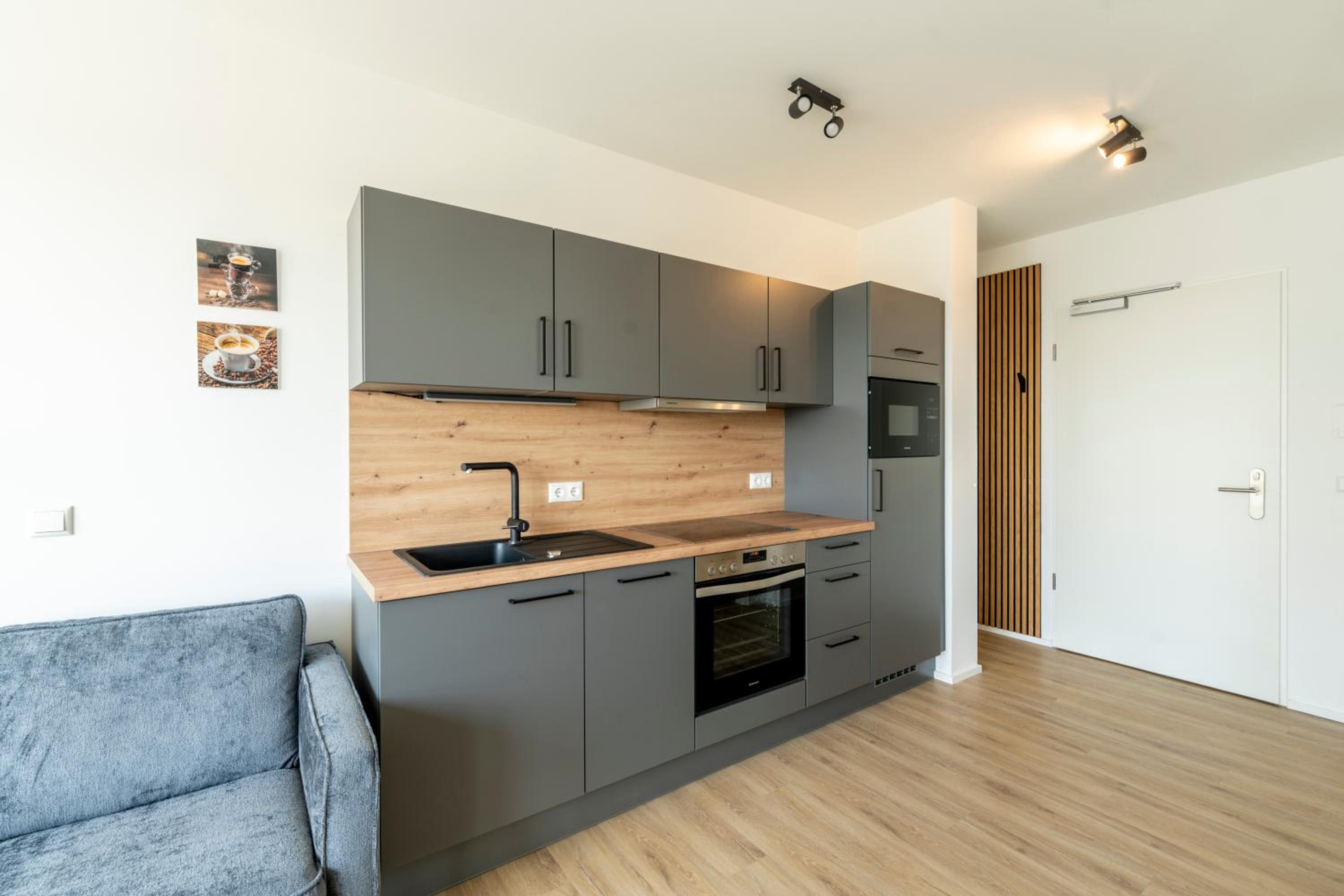 Large Double Room photo 2