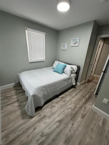 Three-Bedroom House photo 1