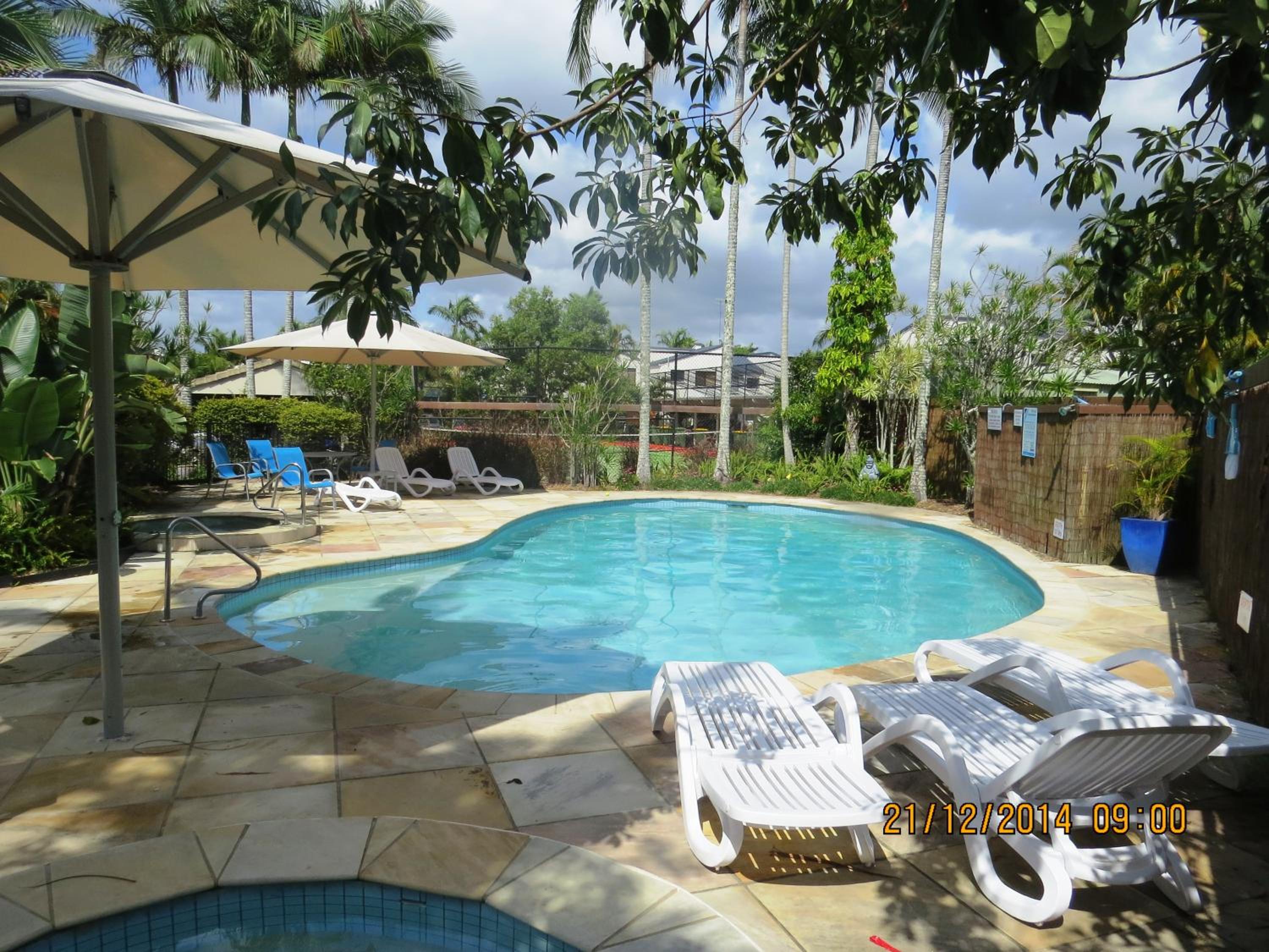 Premium 2-bedroom Apartment with Sunroom and Large Balcony photo 2