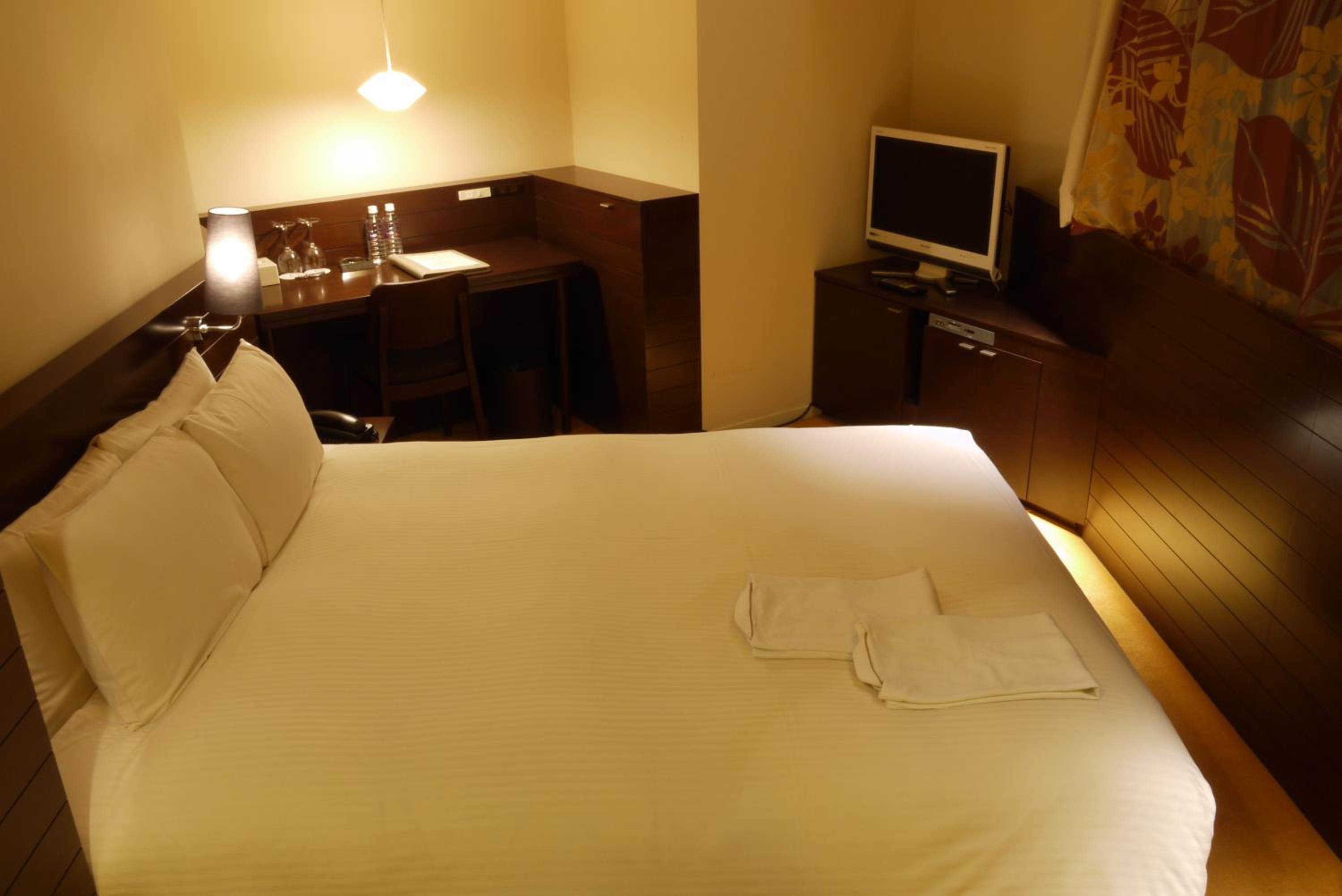 Economy Double Room - Non-Smoking photo 3
