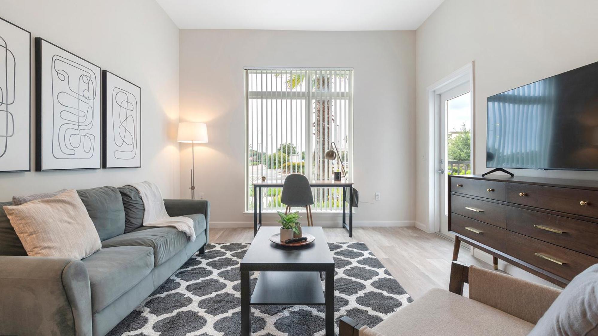 One-Bedroom Apartment