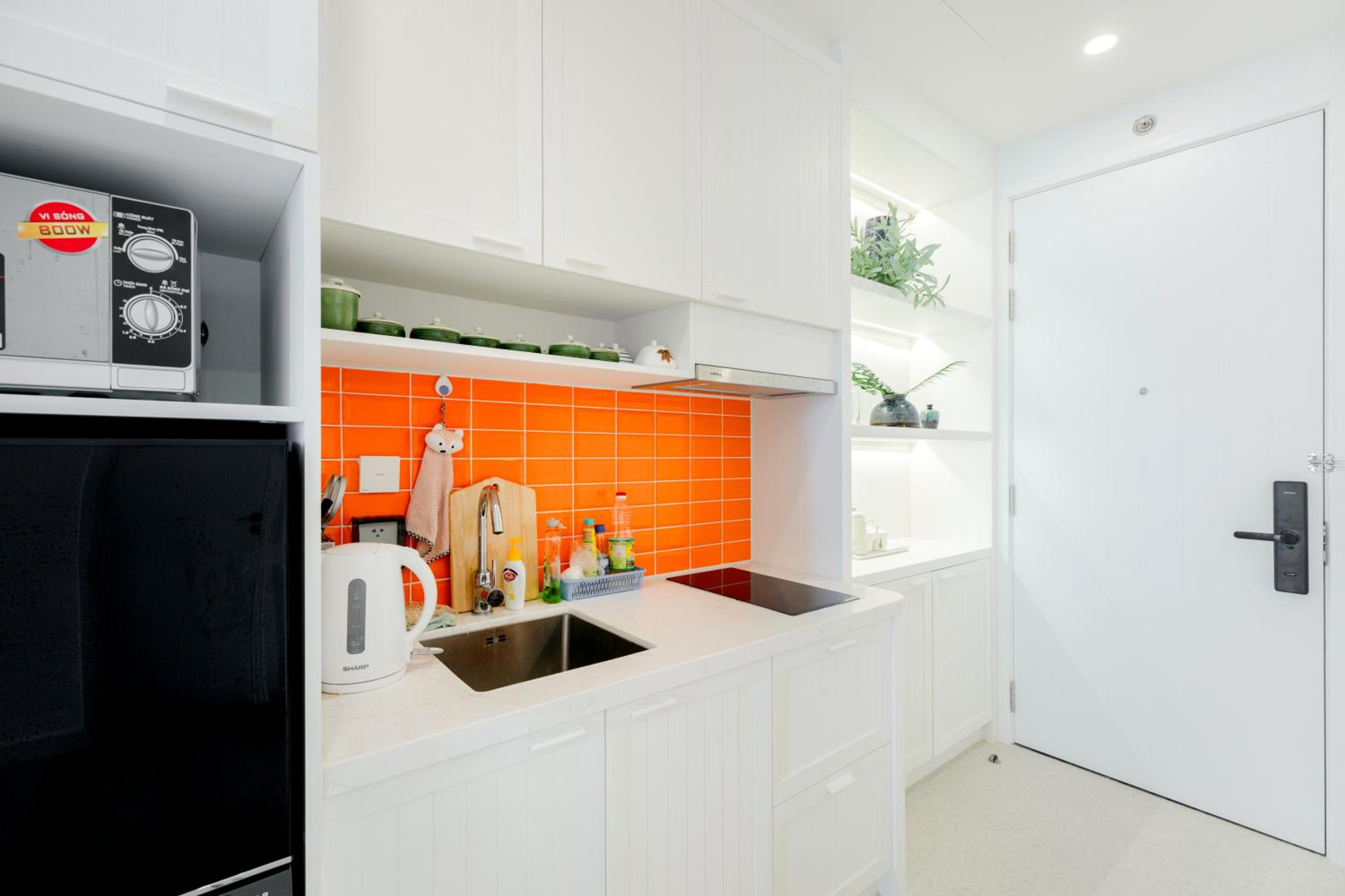 Two-Bedroom Apartment with Ocean View - Photo 11
