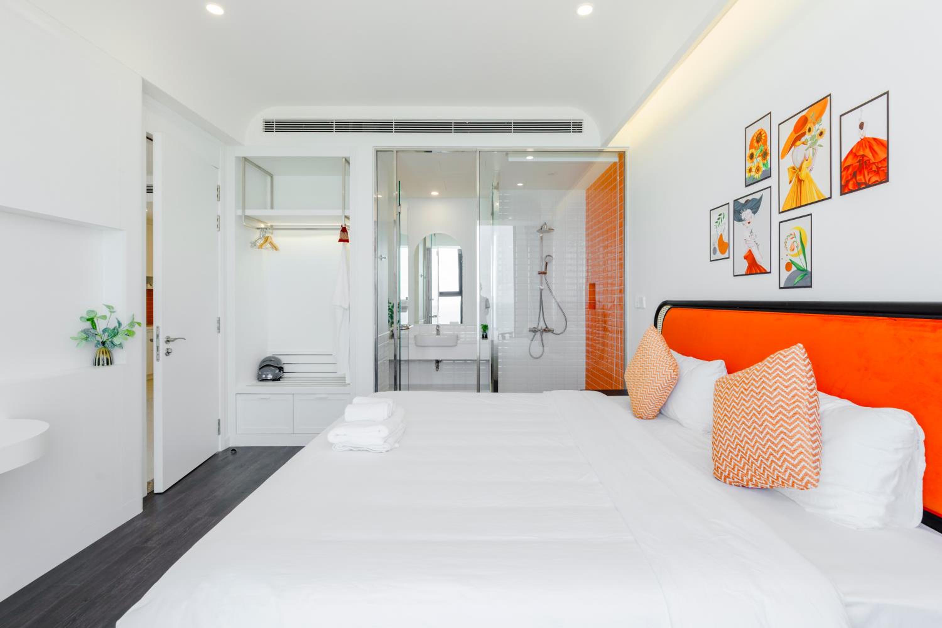 Two-Bedroom Apartment with Ocean View - Photo 17