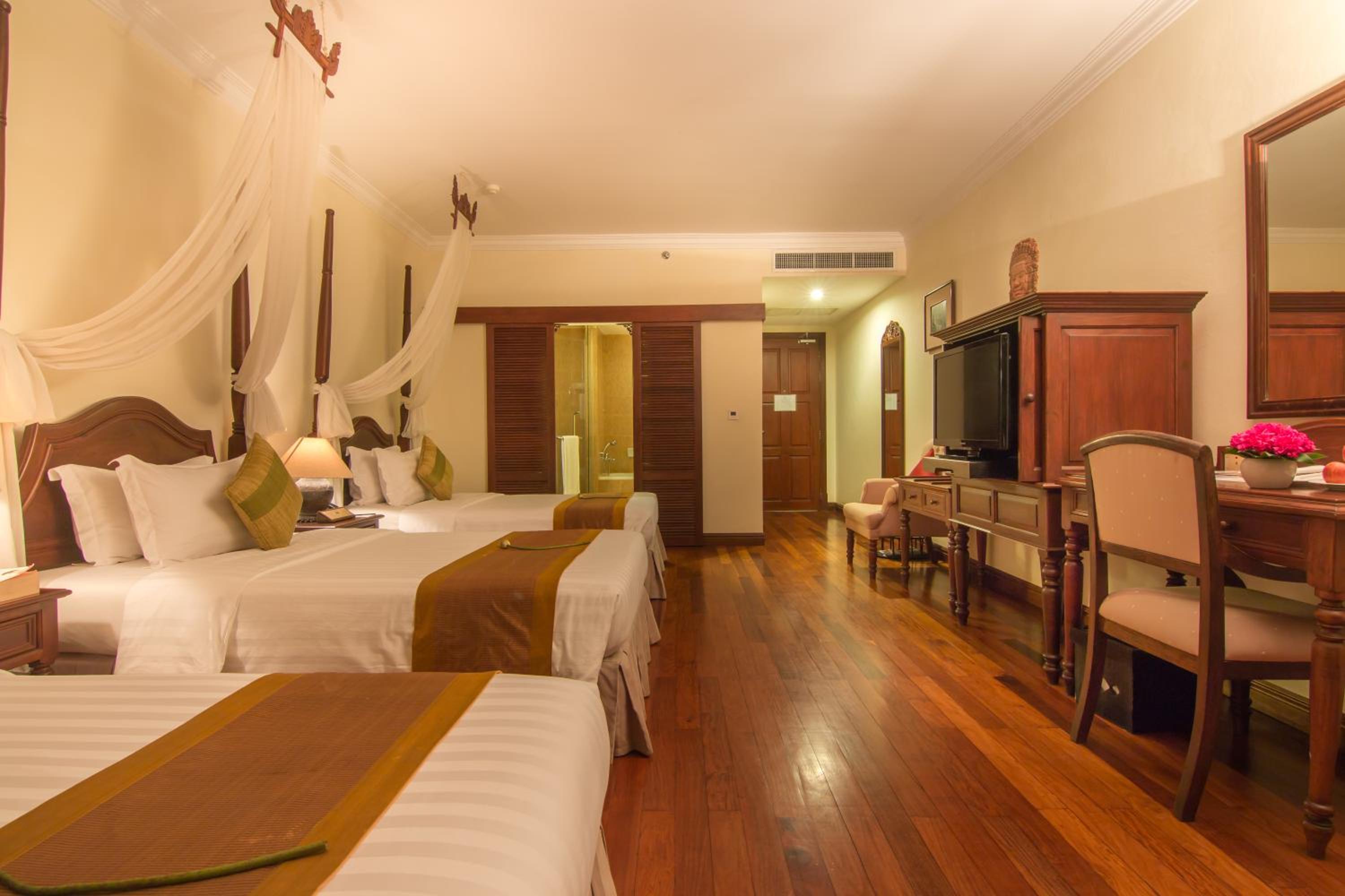 Deluxe Triple Room with Balcony