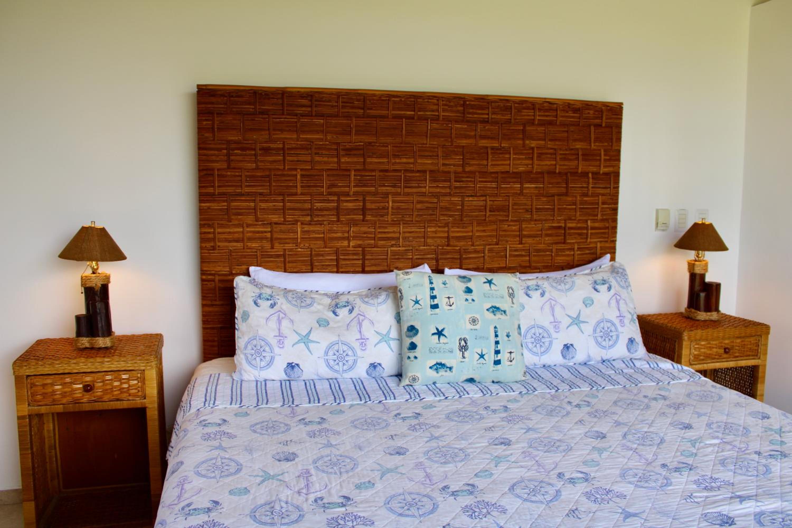 Villa photo 1