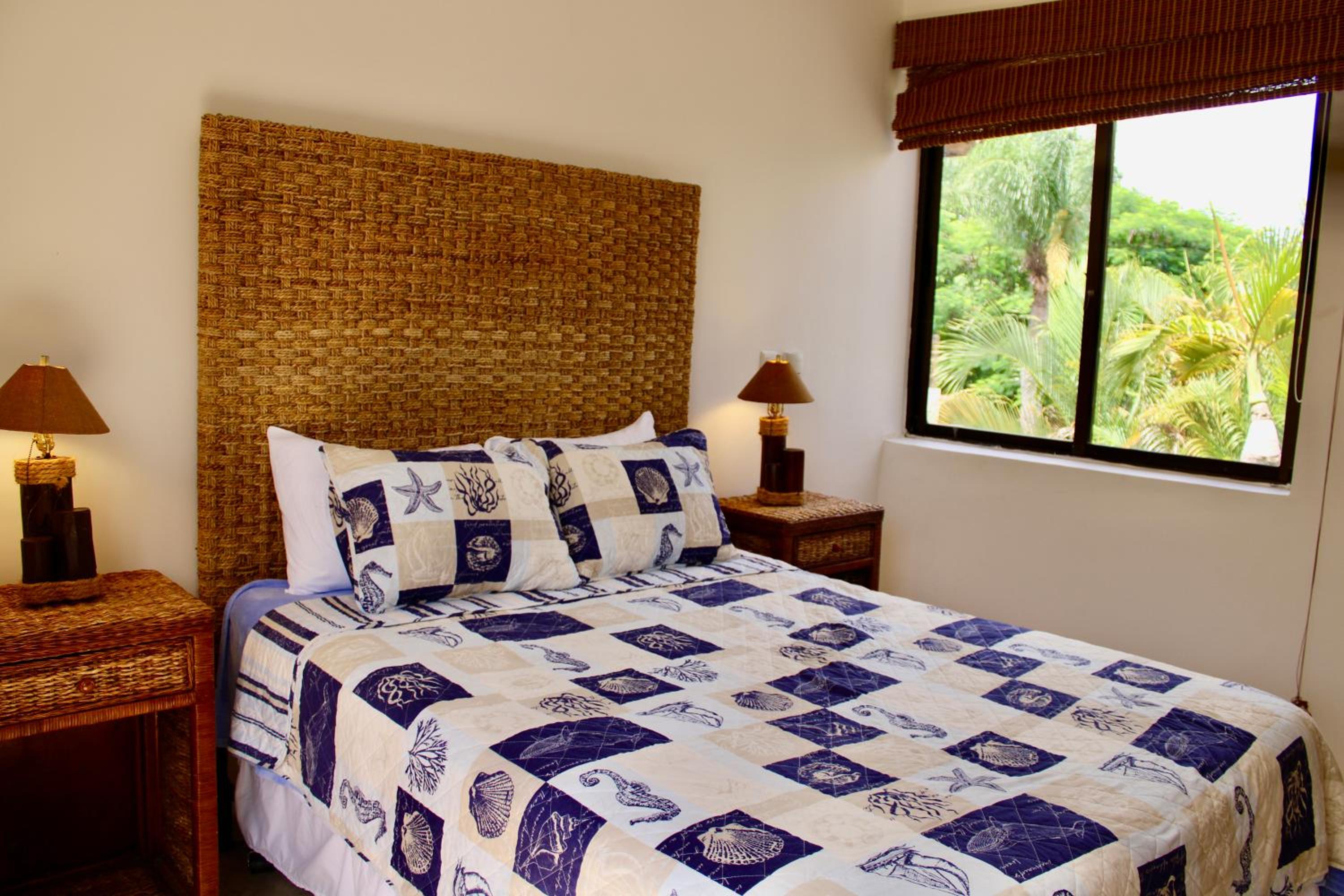 Villa photo 2