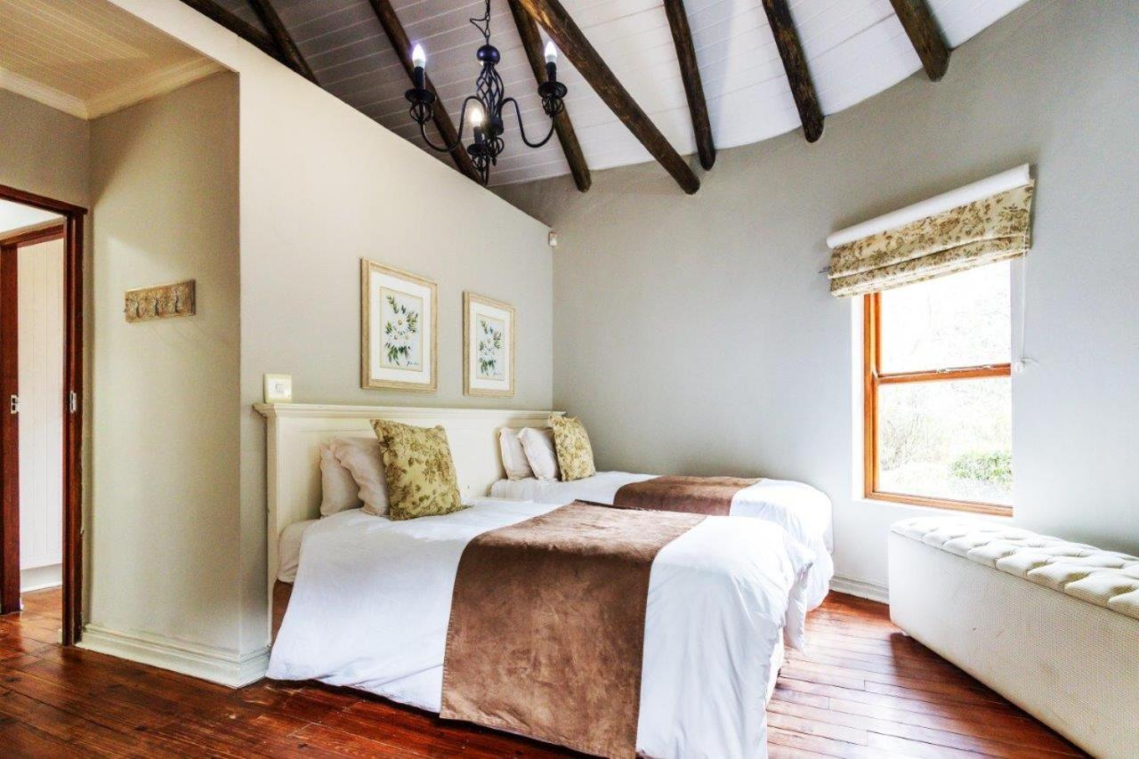 Three-Bedroom Chalet - Photo 6