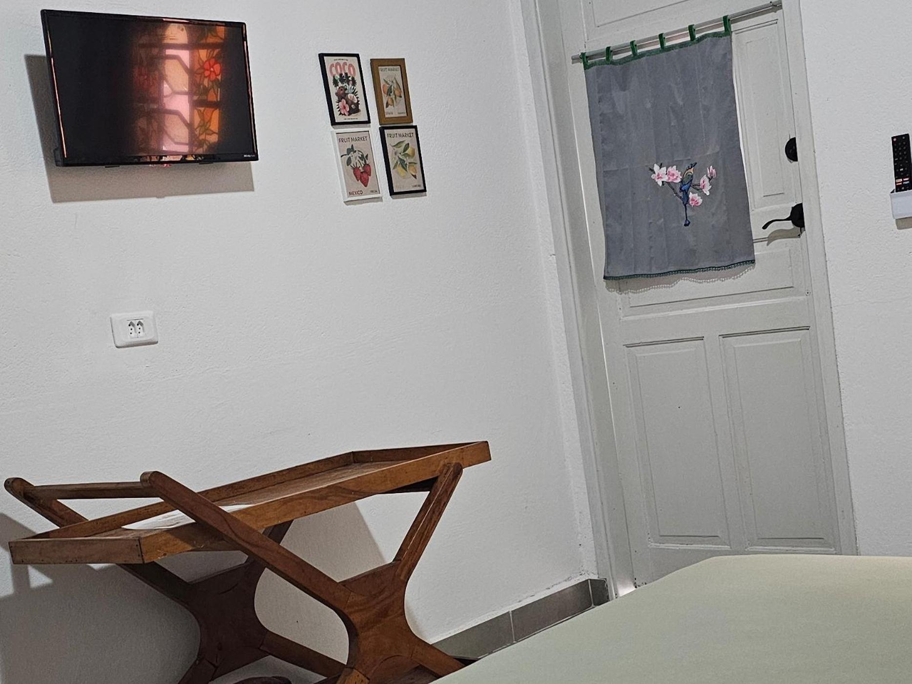 Deluxe Room - Photo 4
