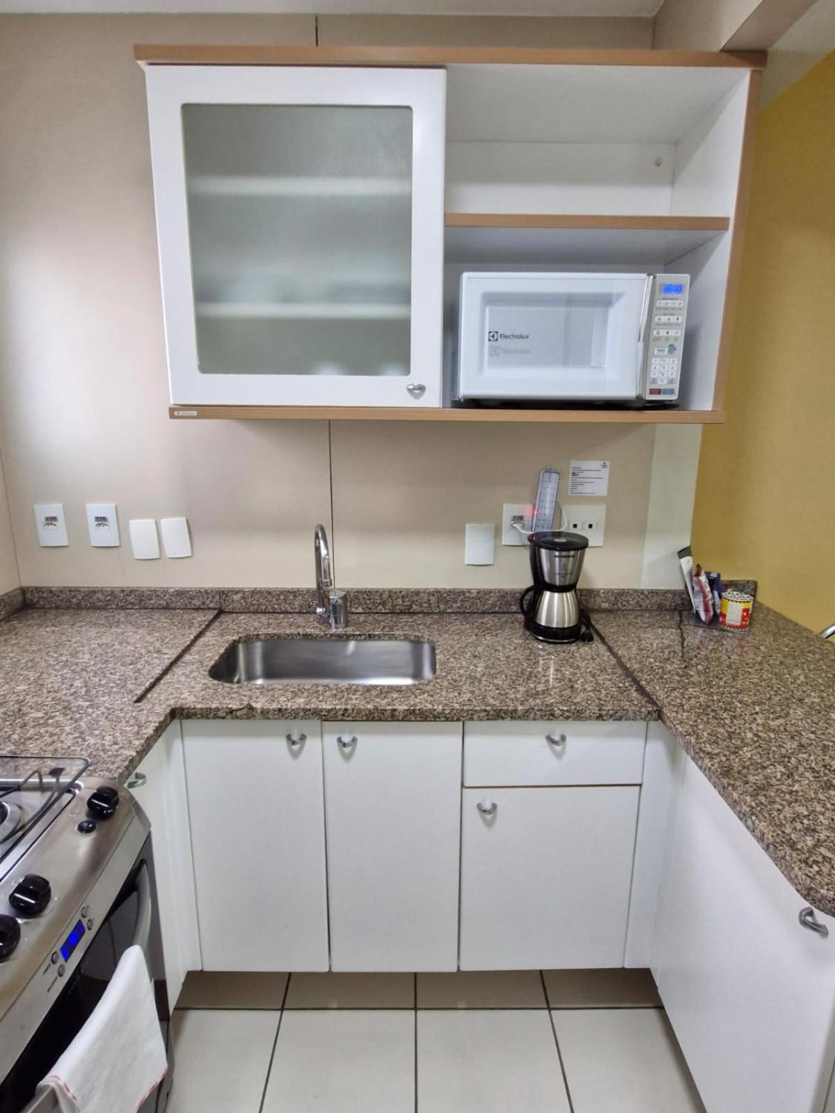 Two-Bedroom Apartment - Photo 3