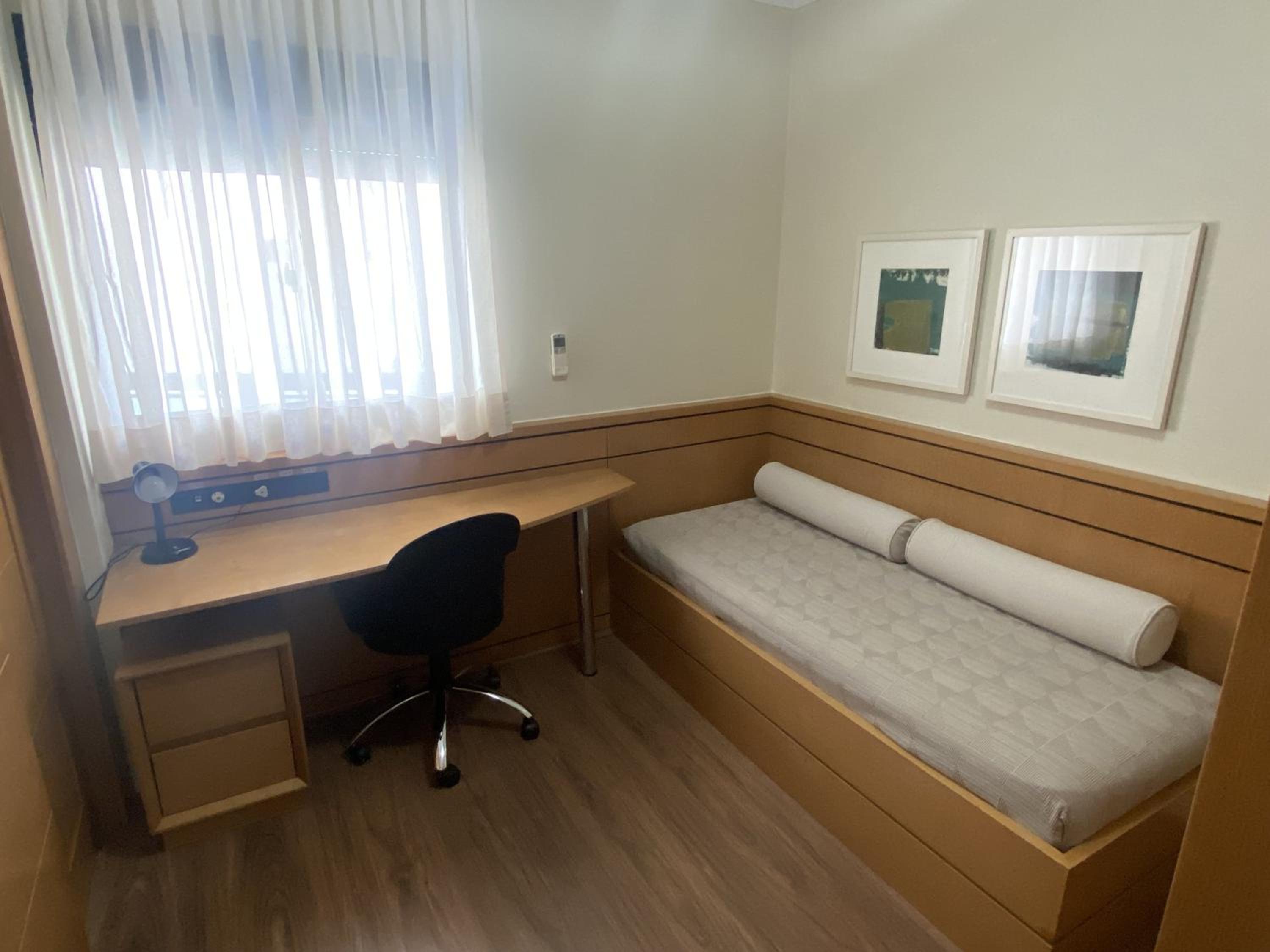Two-Bedroom Apartment - Photo 9