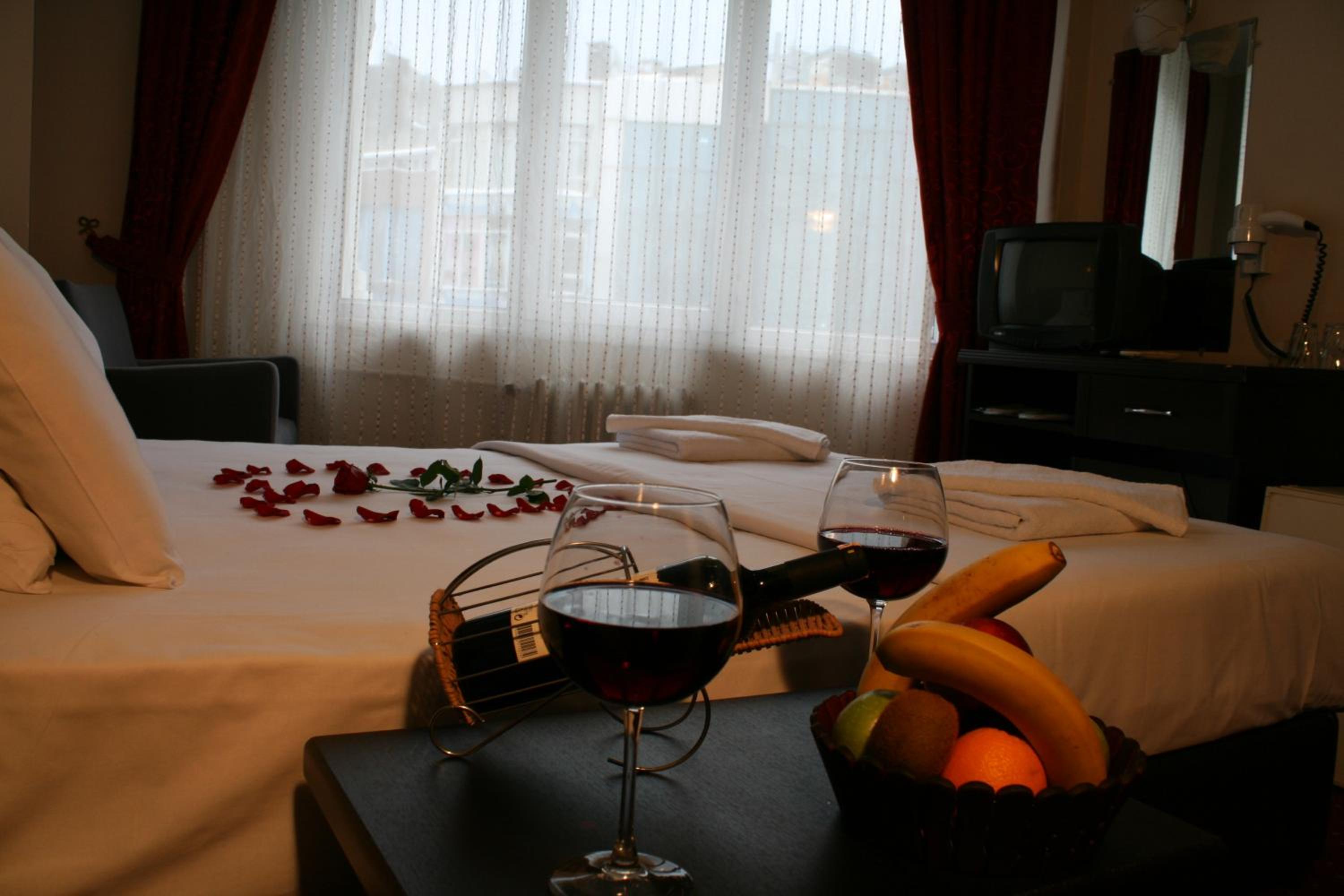 Large Single Room photo 3