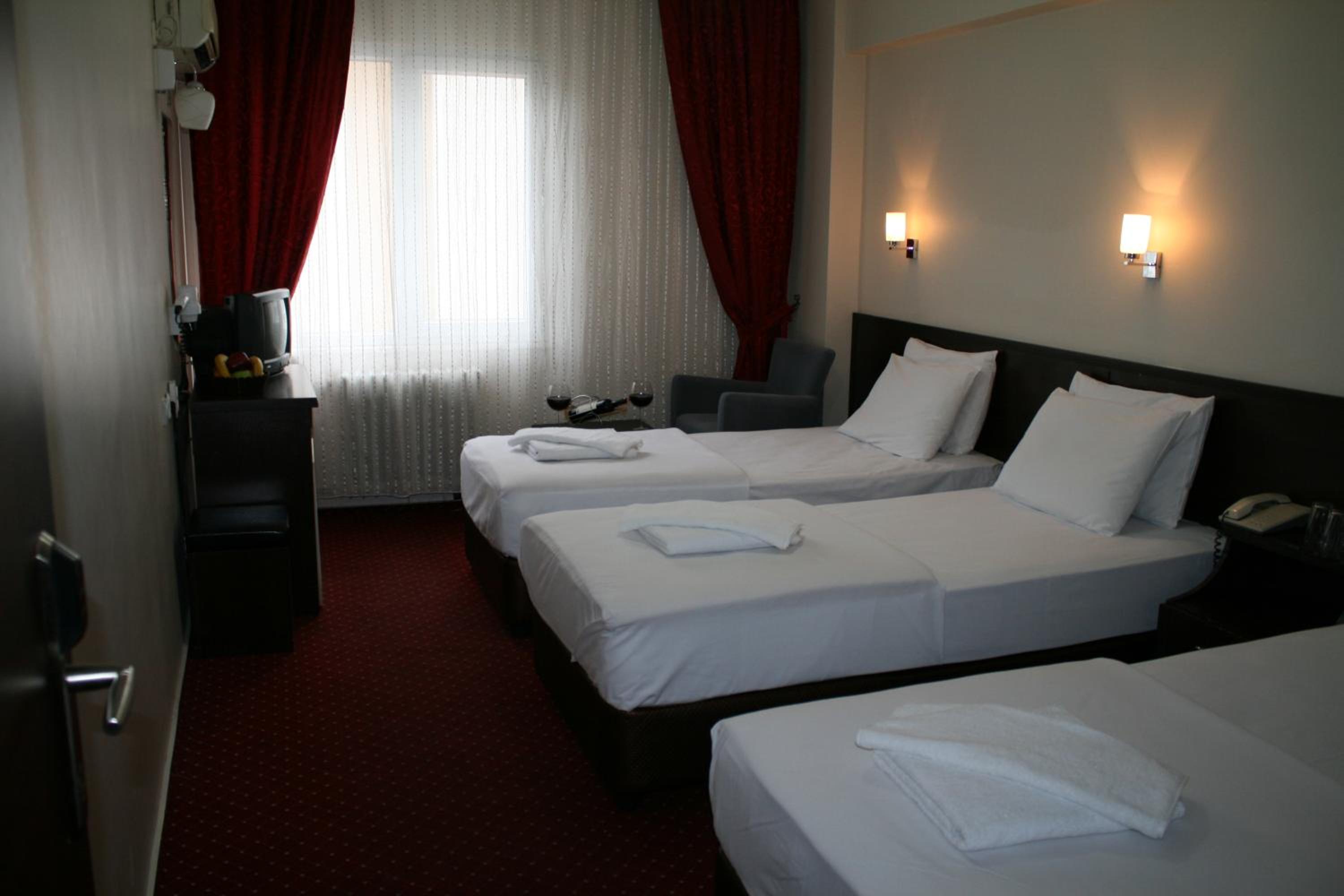 Triple Room photo 3