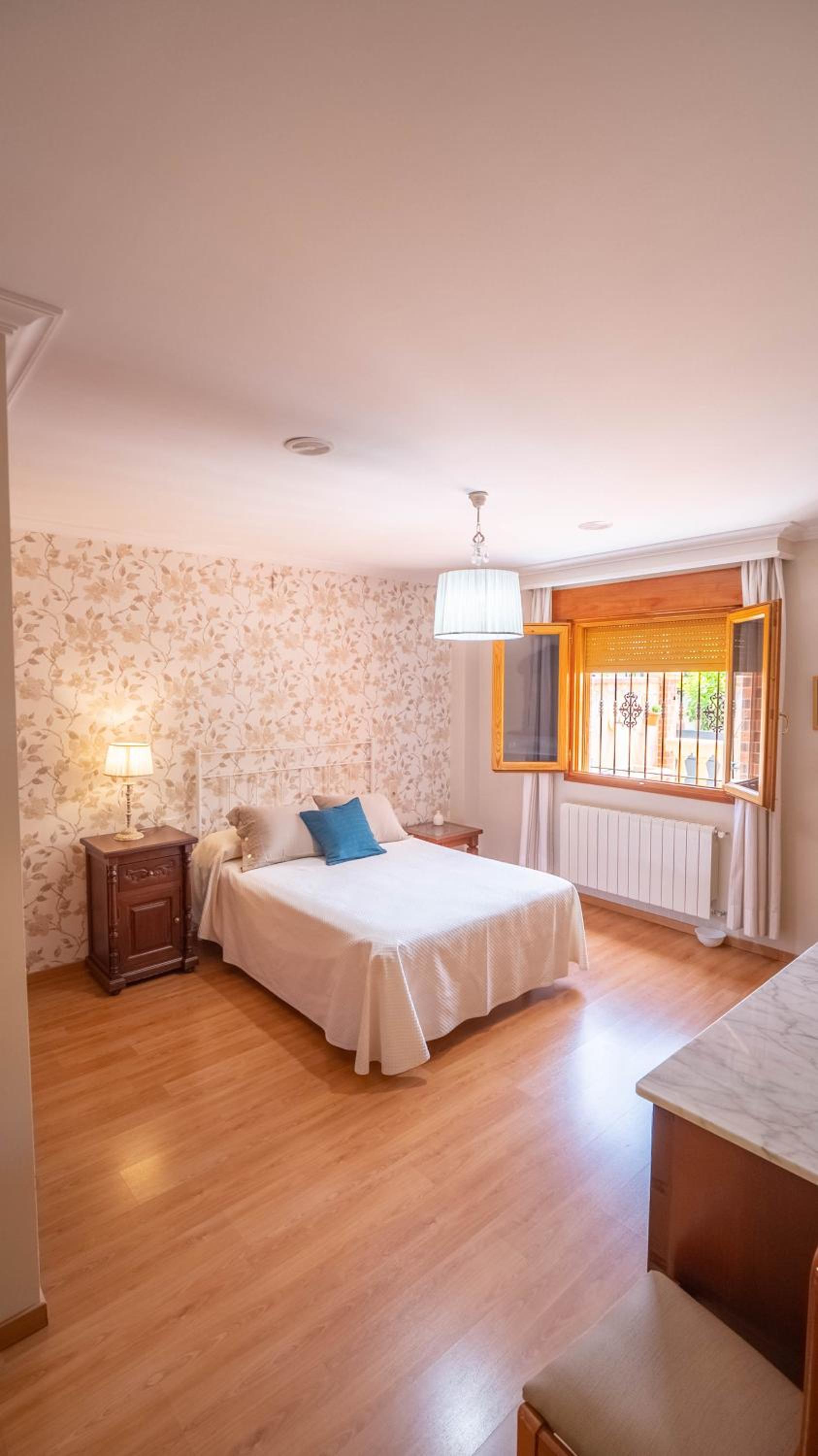 Habitación Triple con Baño Privado