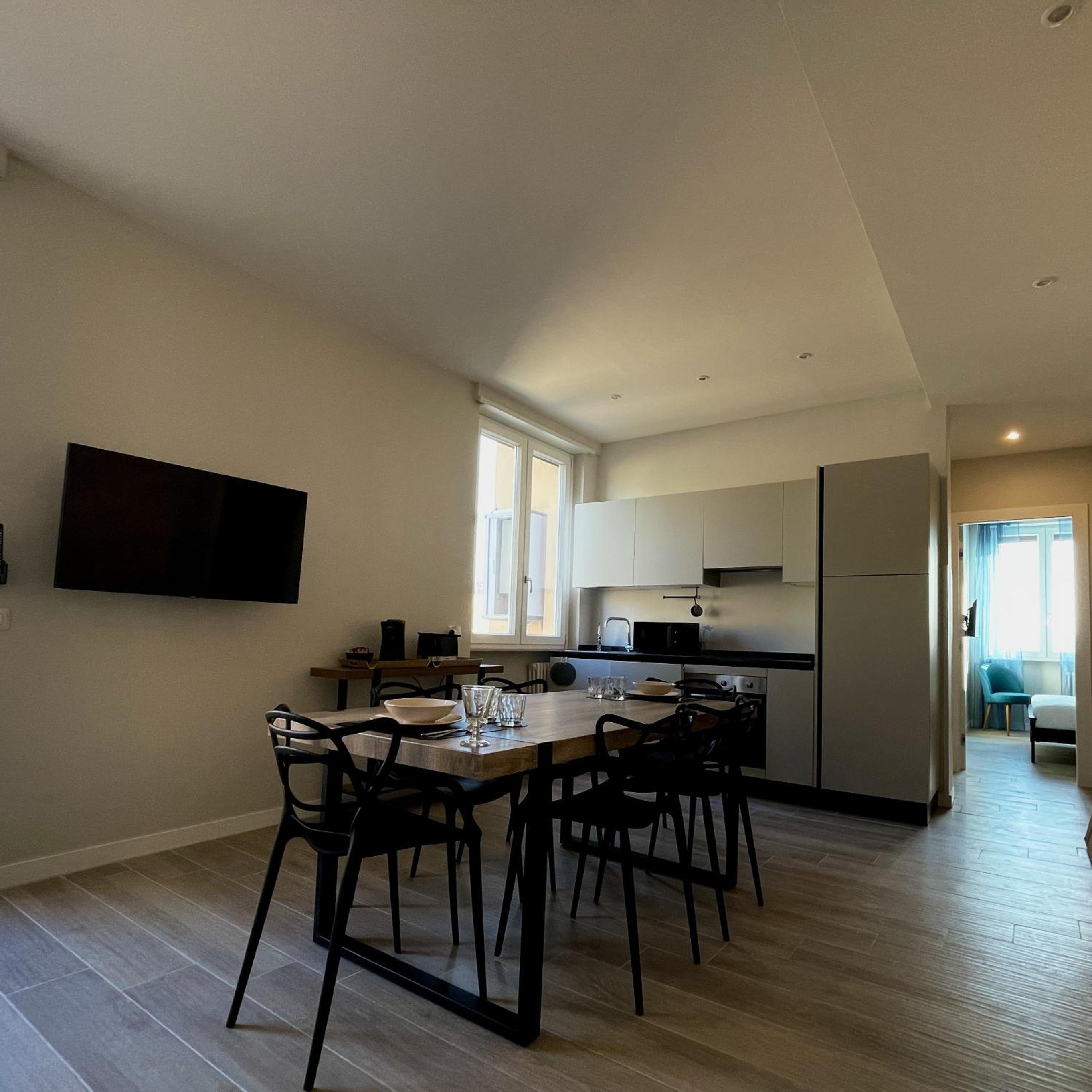 Apartment - Split Level photo 3