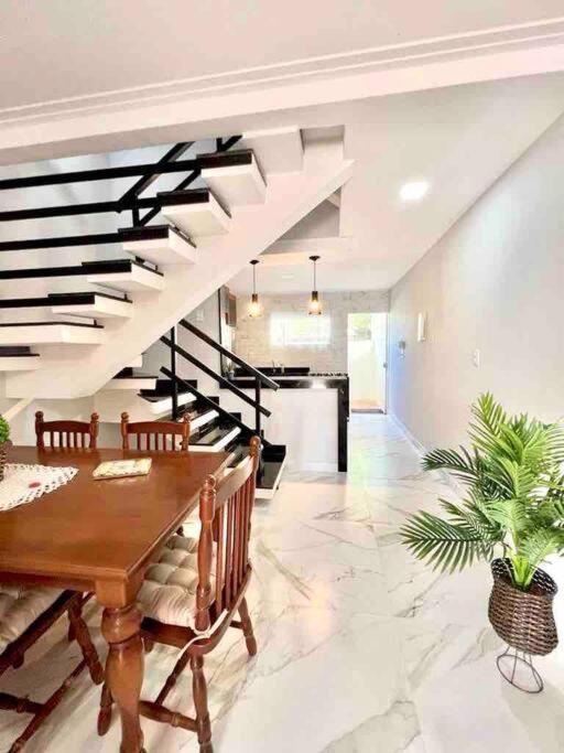 Four-Bedroom House photo 3
