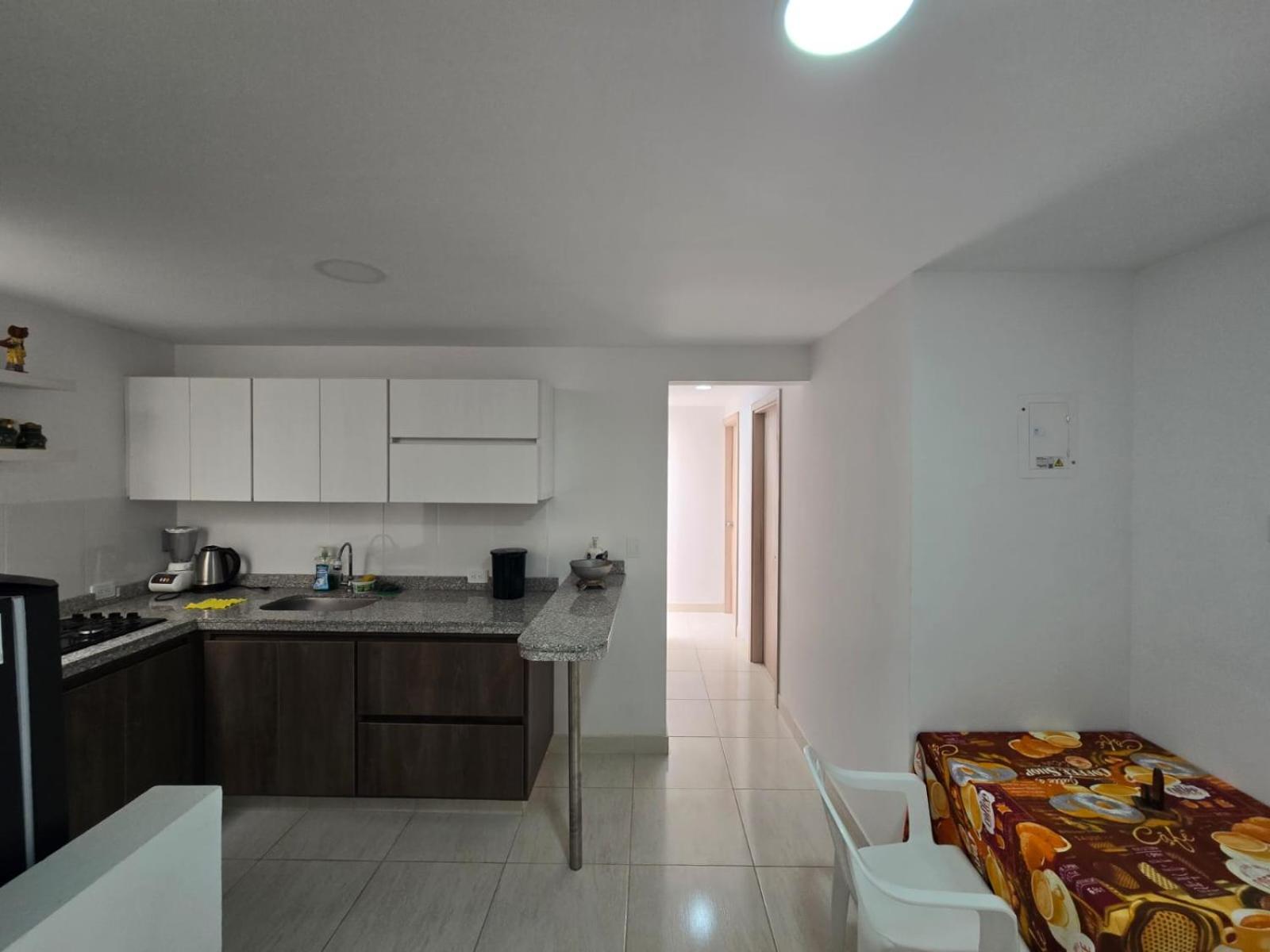 Apartment photo 2