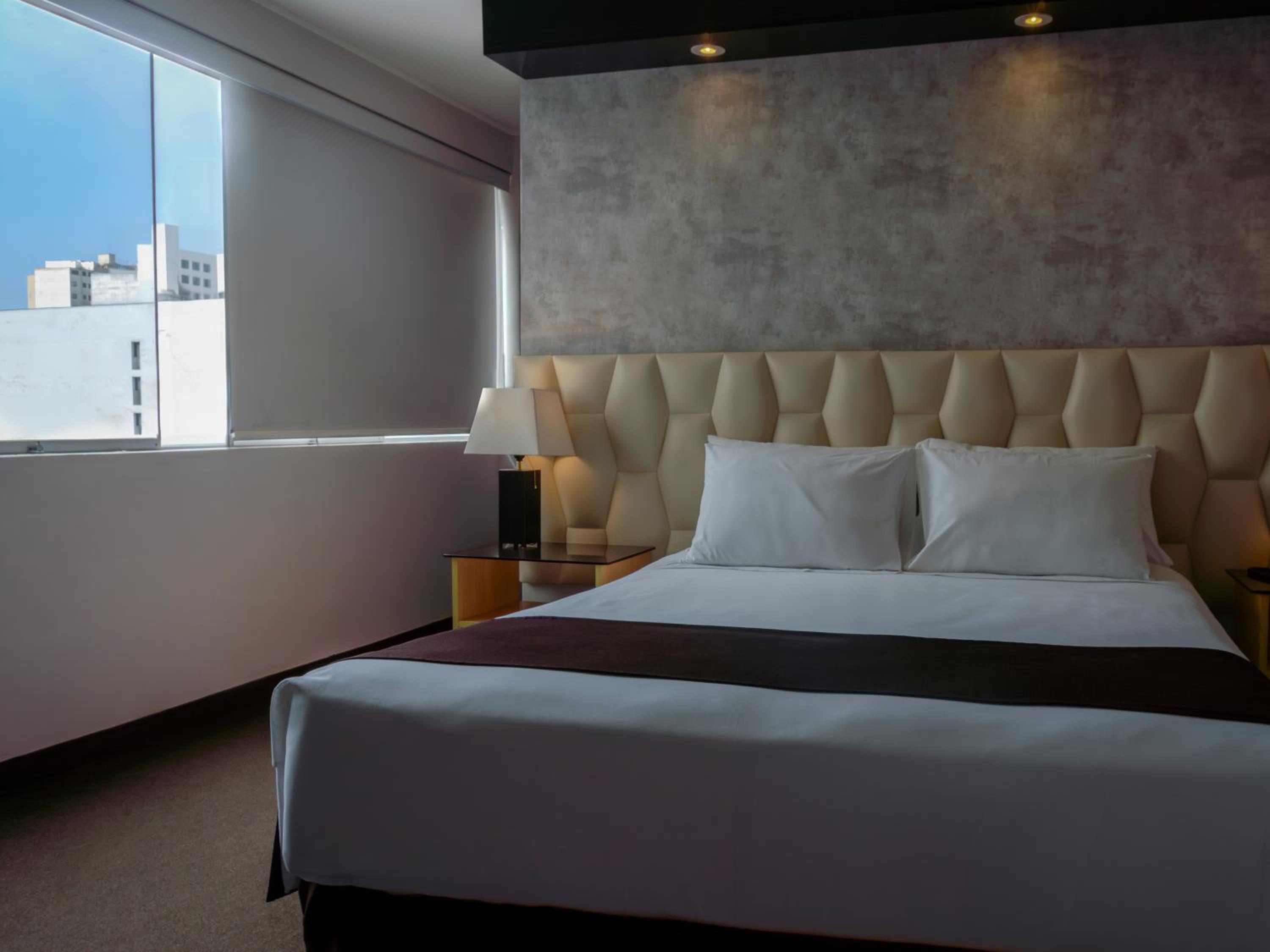Queen Room with Spa Bath