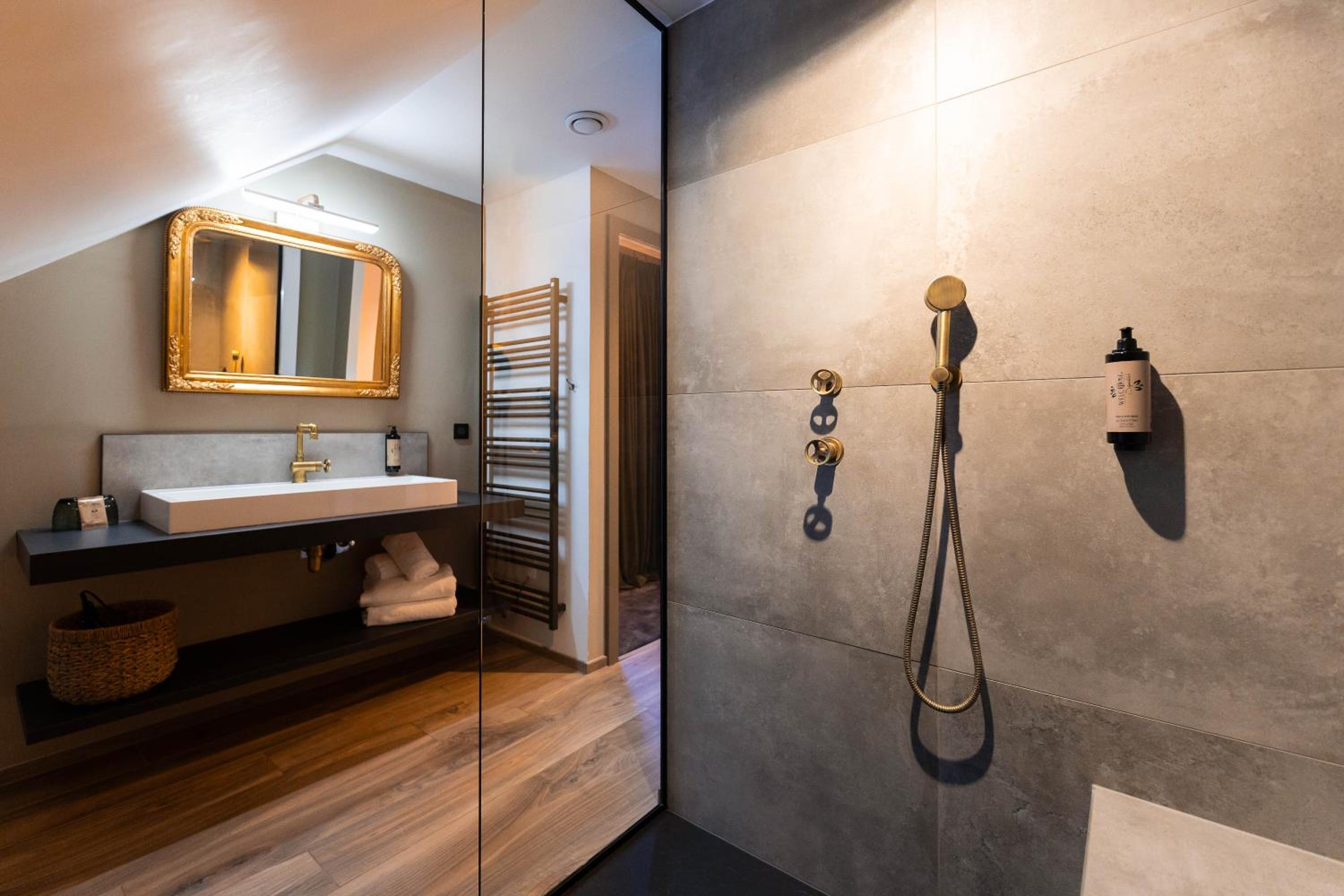 Suite du Meunier Supérieure Accès au Spa inclus - Photo 4