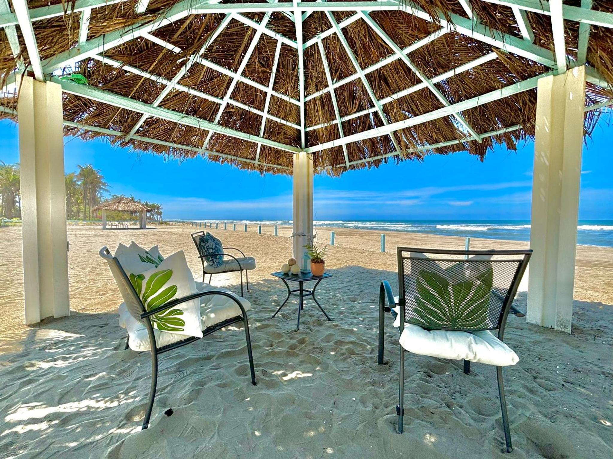 Deluxe Triple Room with Sea View photo 2