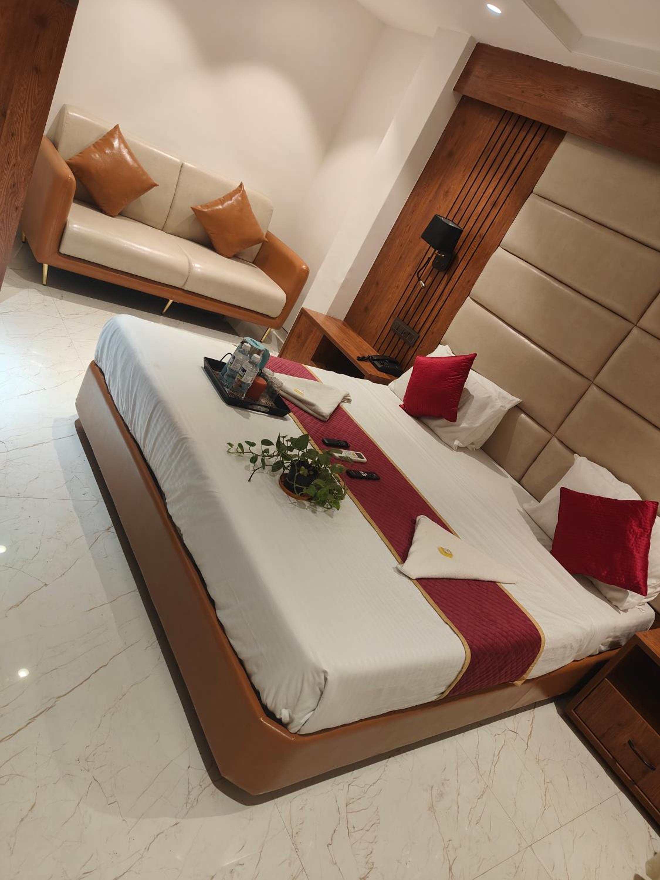VIP 2 Bed AC Room - Photo 6