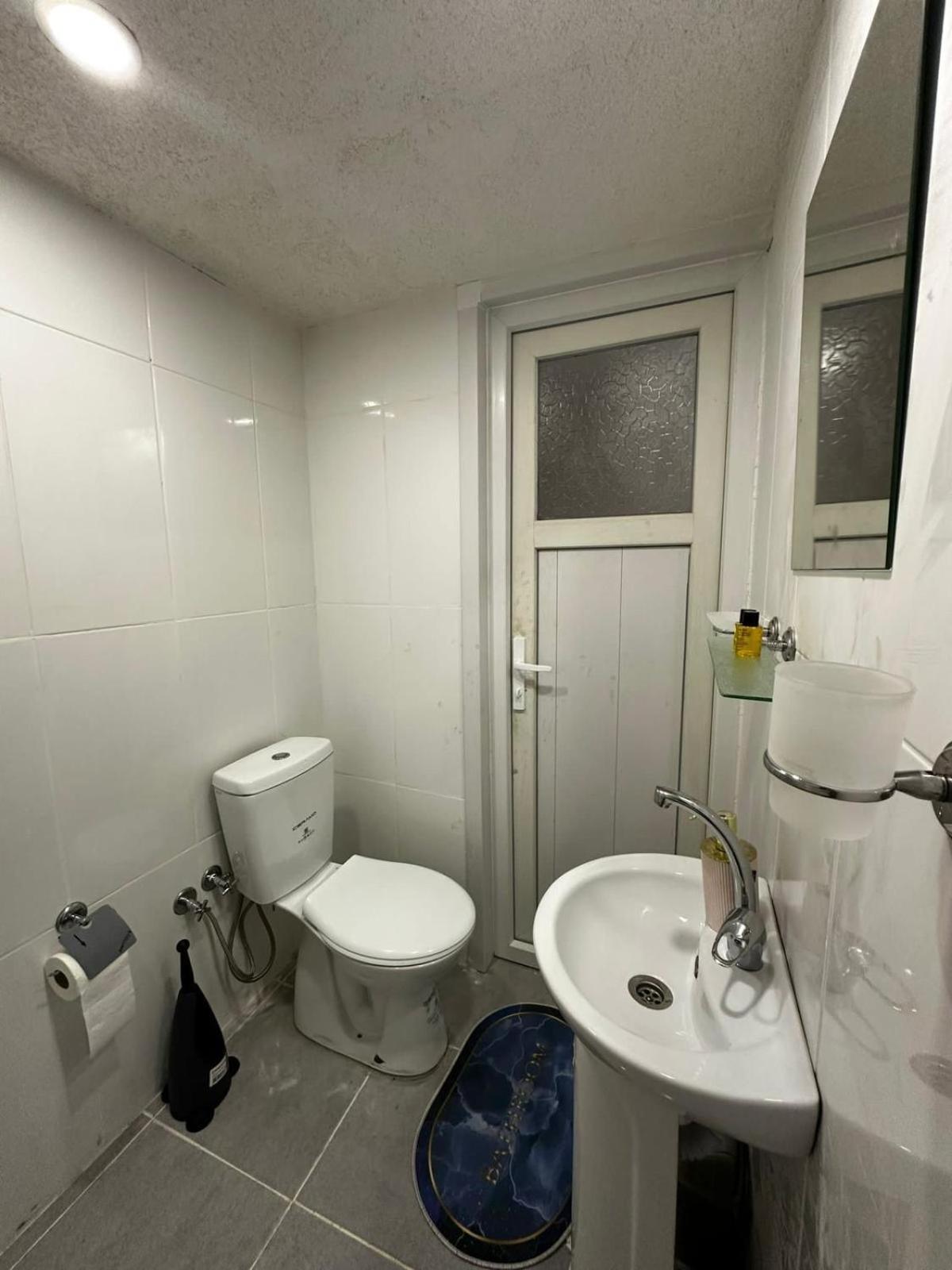 Family Room With Shower photo 3