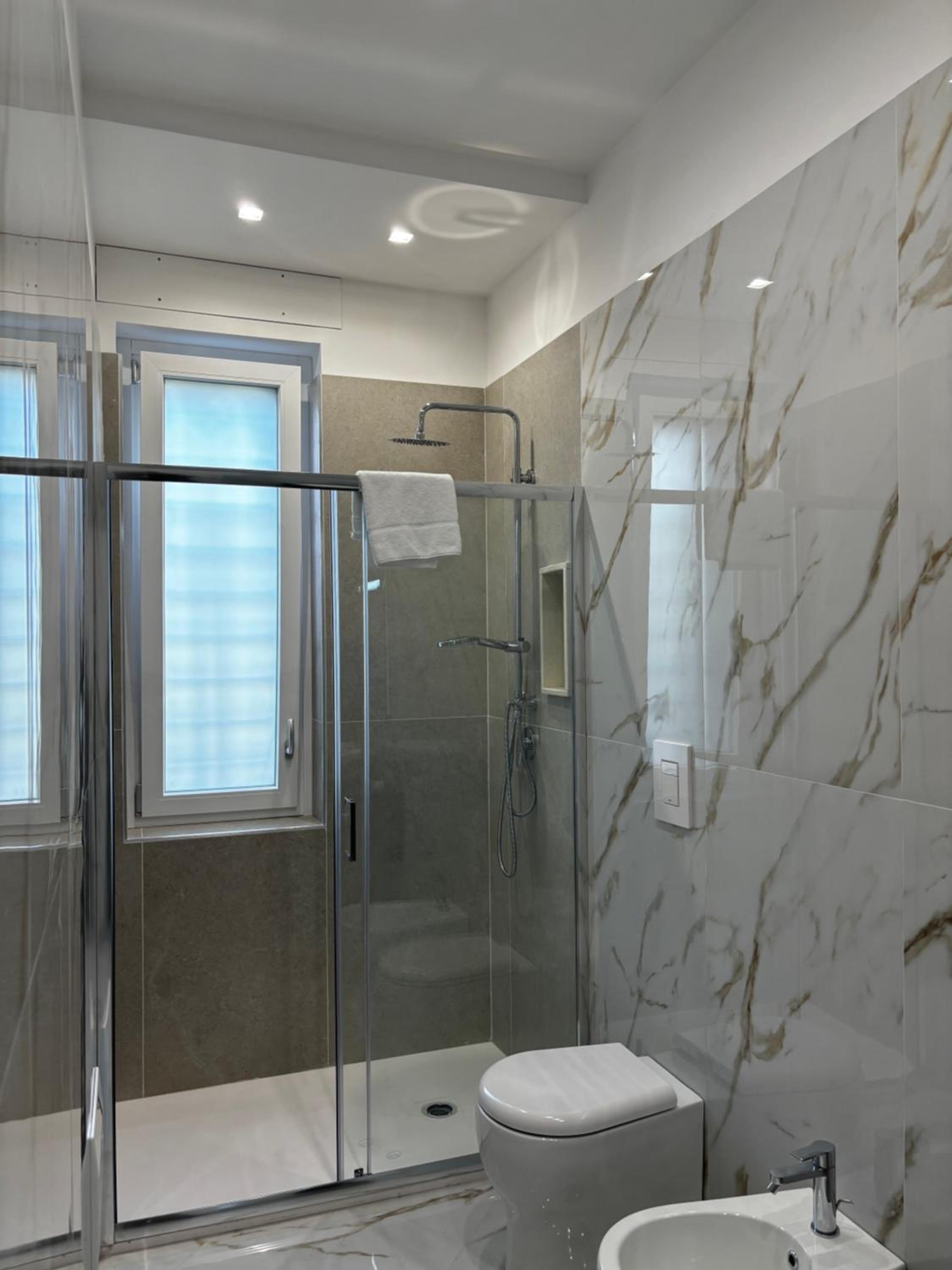 One-Bedroom Apartment with Balcony photo 3