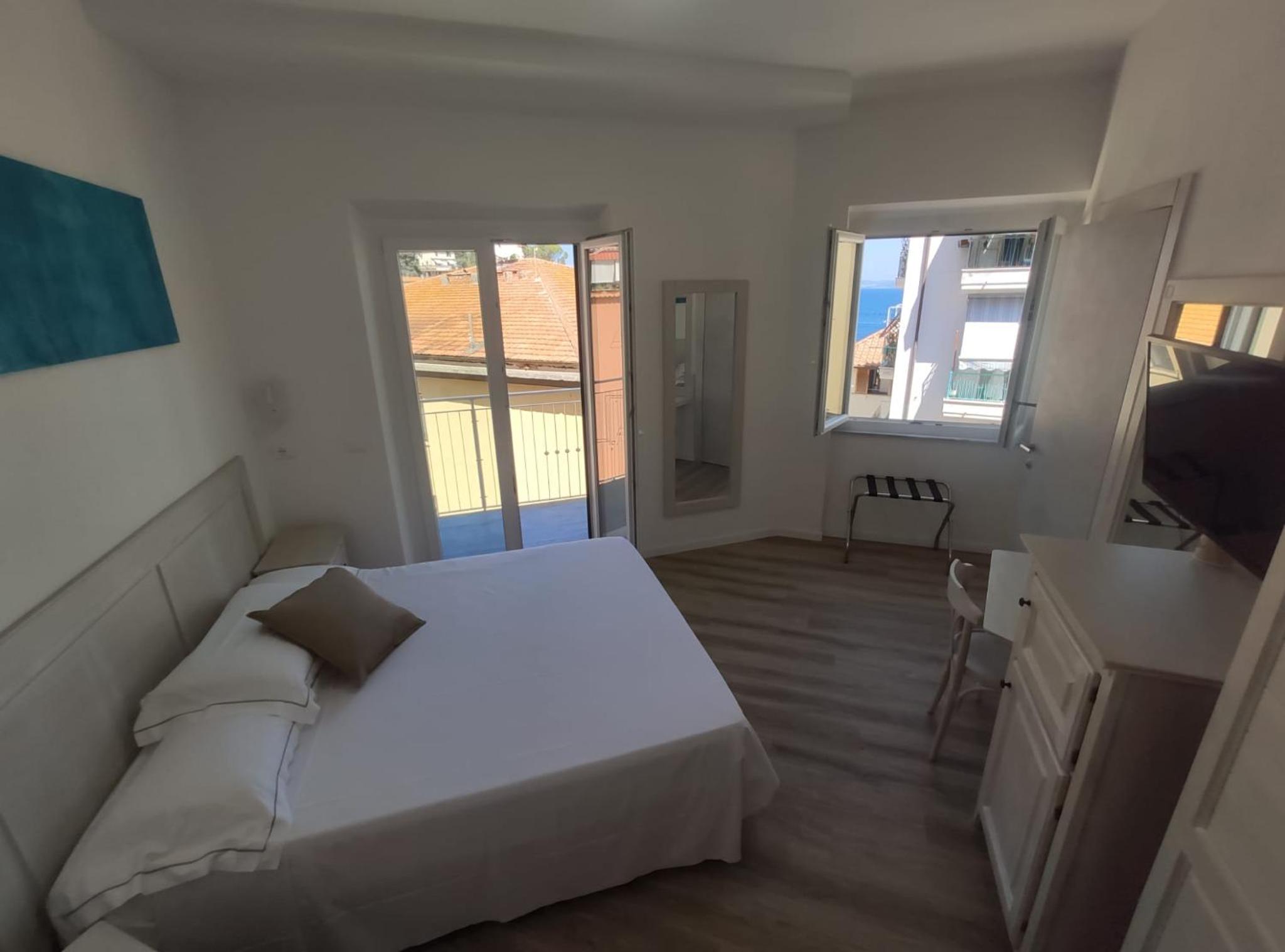 Double Room with Balcony photo 1
