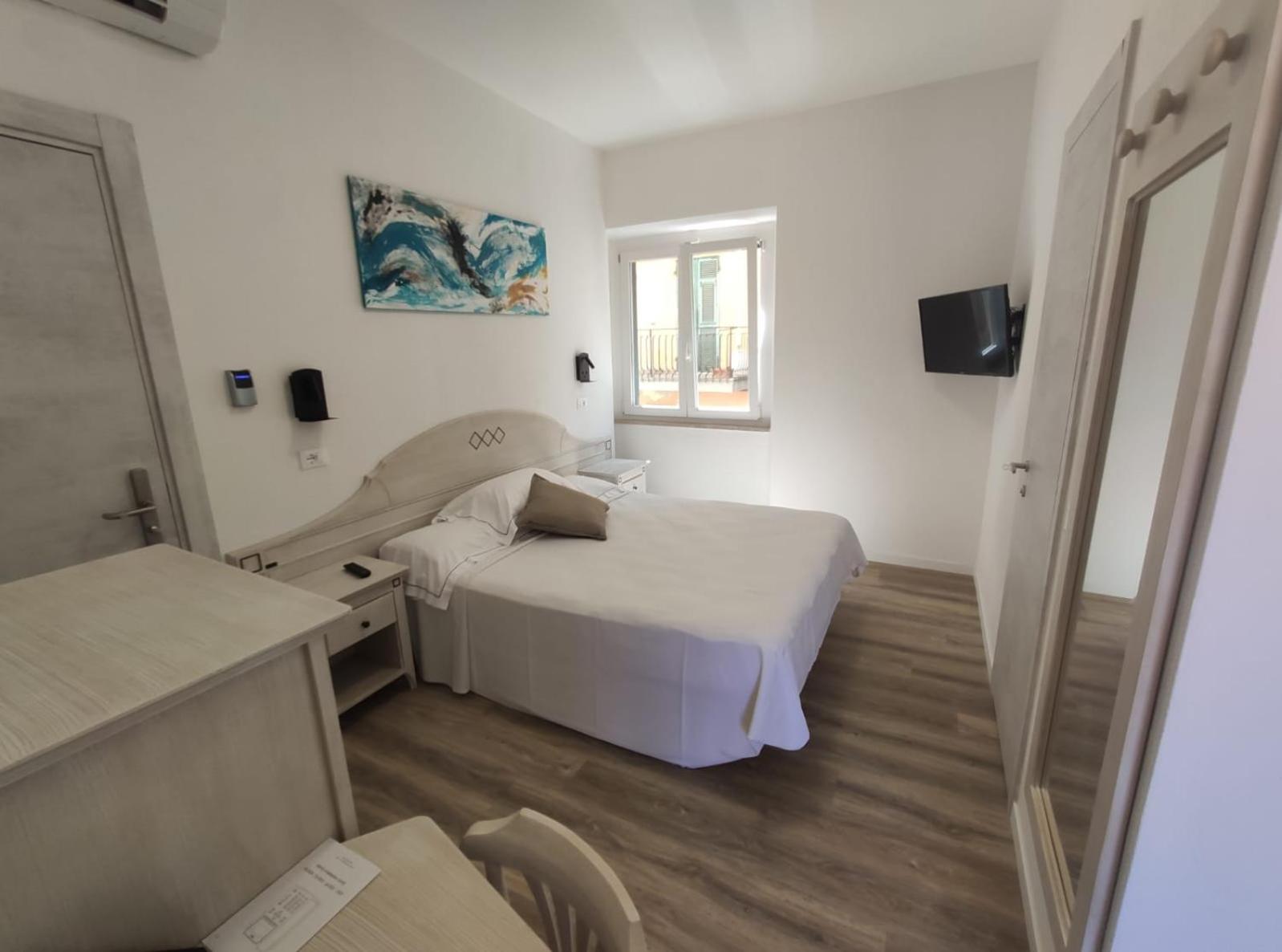 Superior Double or Twin Room photo 1