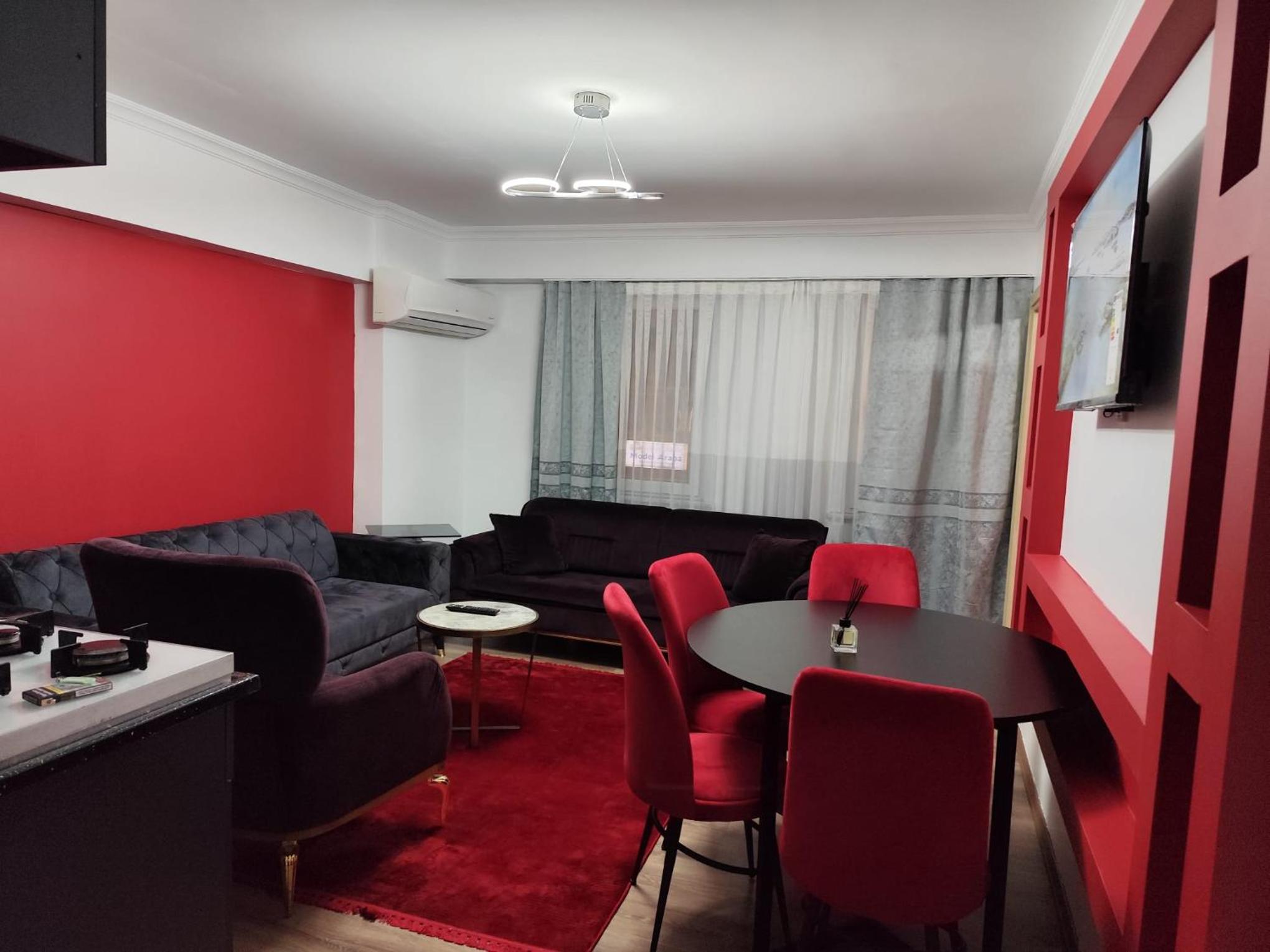 Deluxe Apartment photo 2