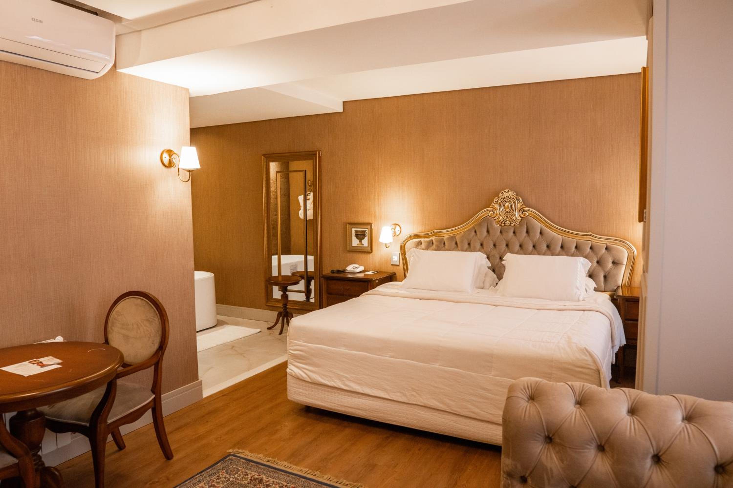 Master Suite photo 2