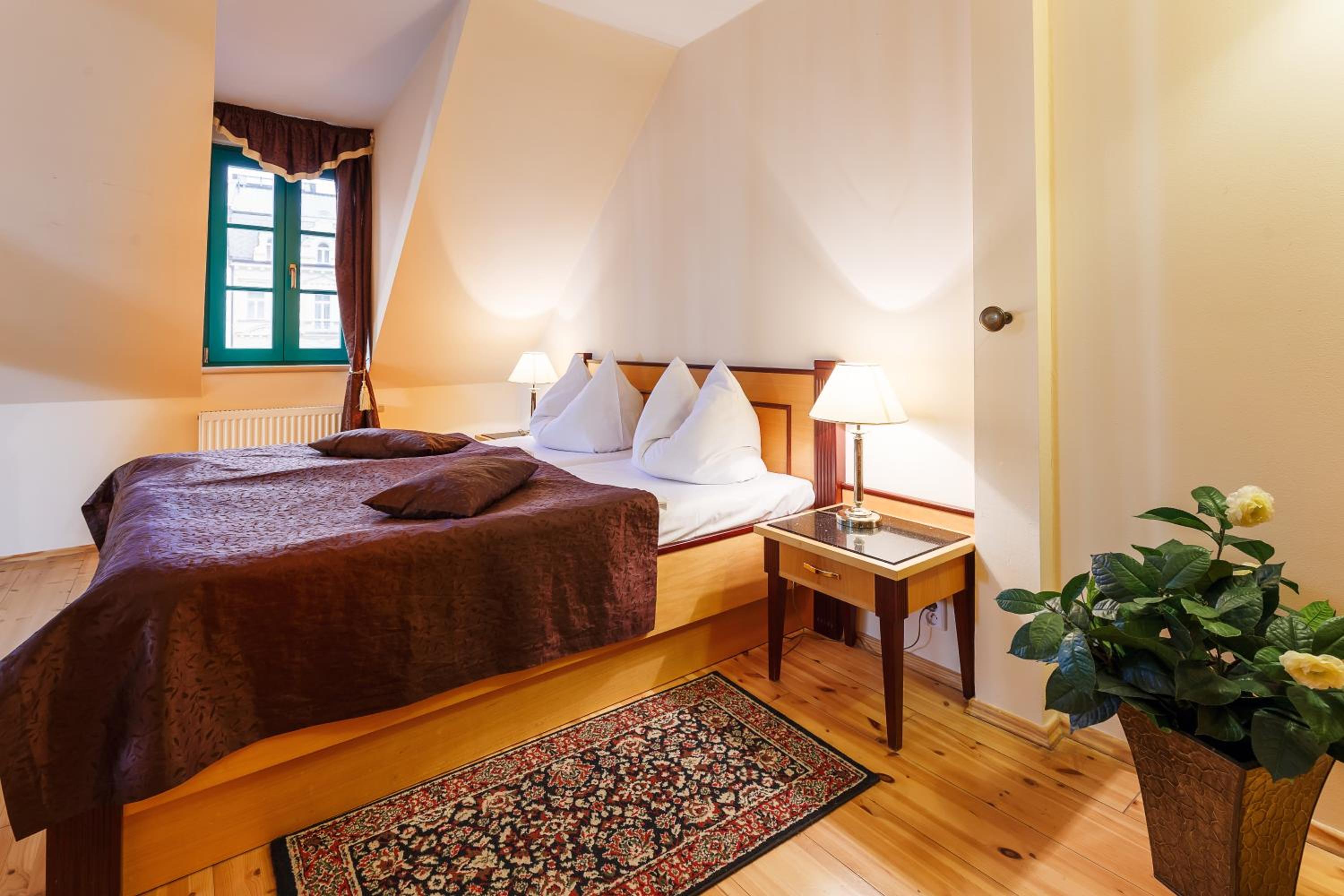 Deluxe Double Room - Photo 1