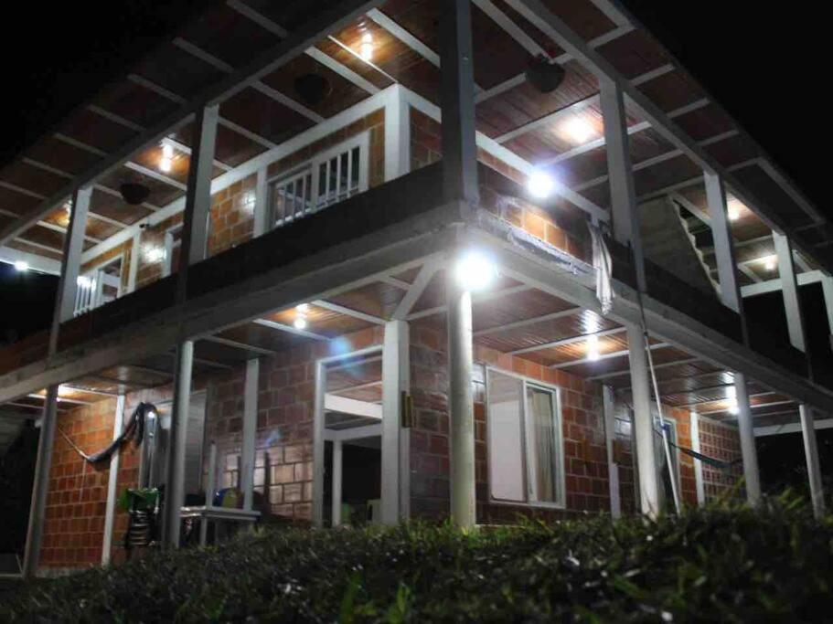 Four-Bedroom House photo 2