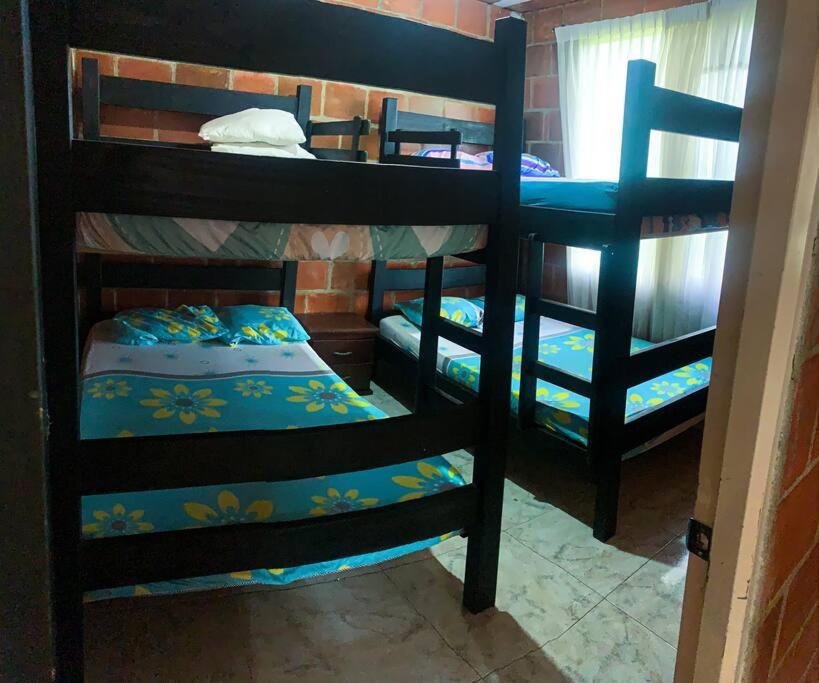 Four-Bedroom House photo 1