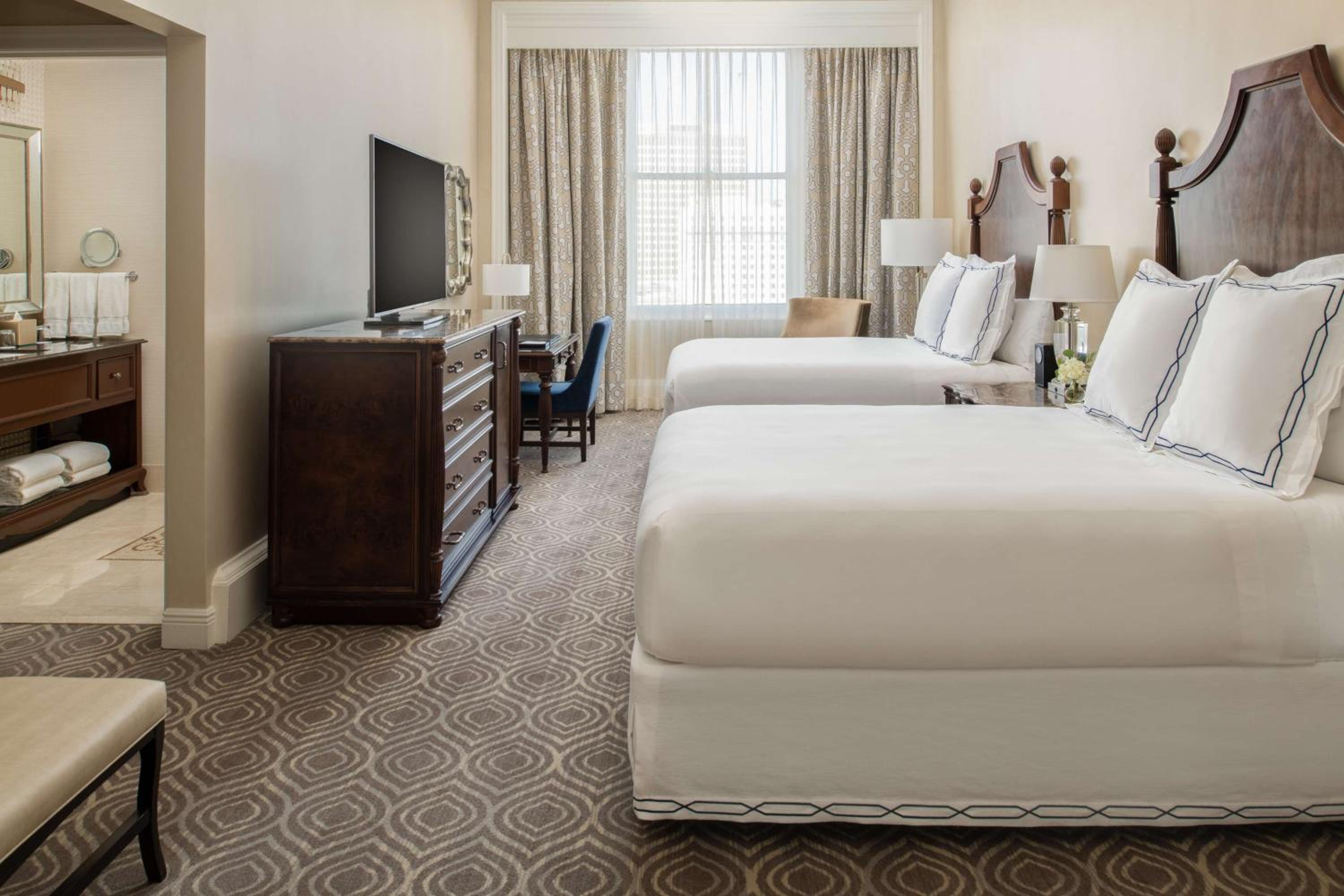 Deluxe Queen Room with Two Queen Beds