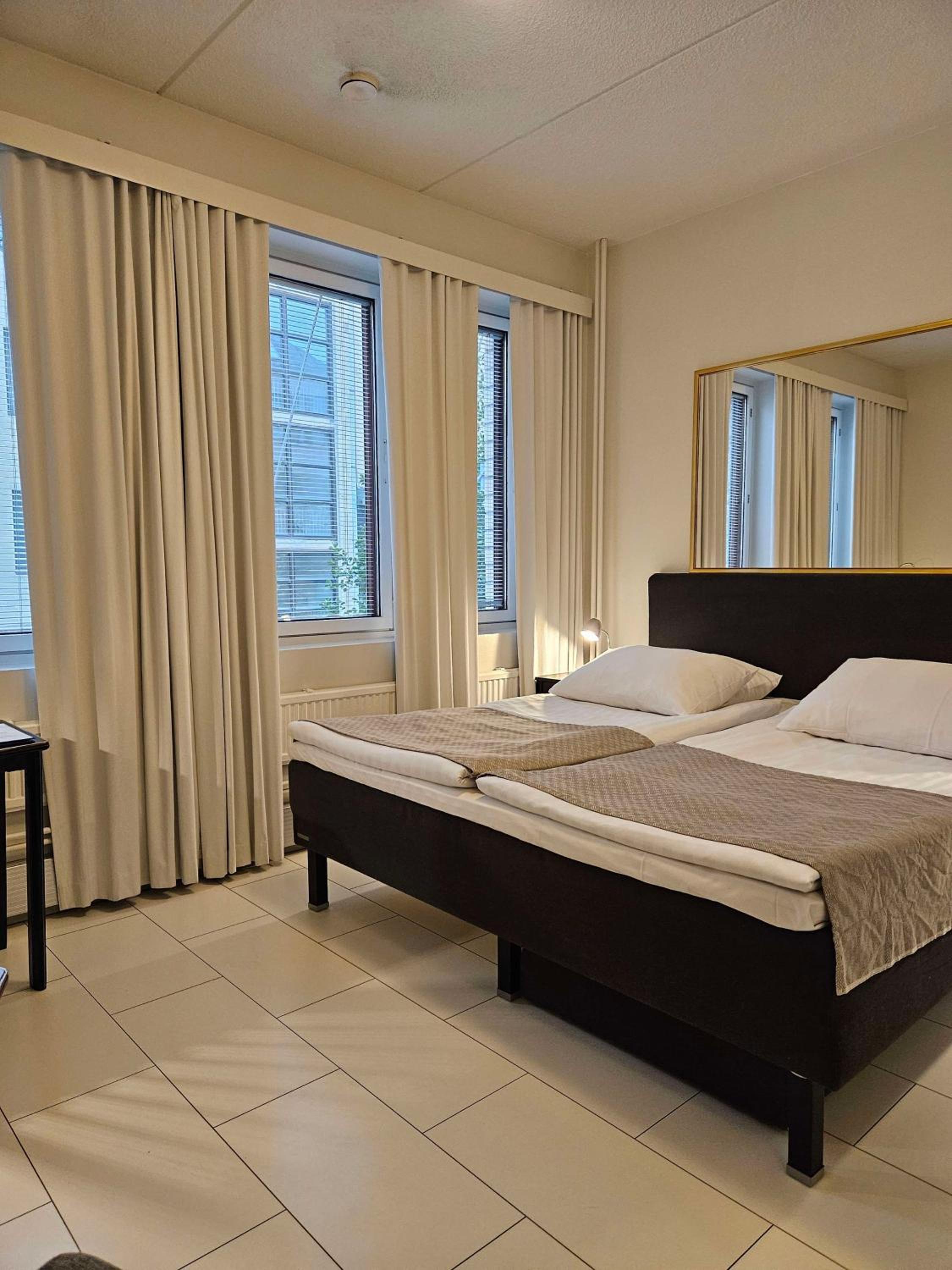 King Room with Sauna - Photo 5