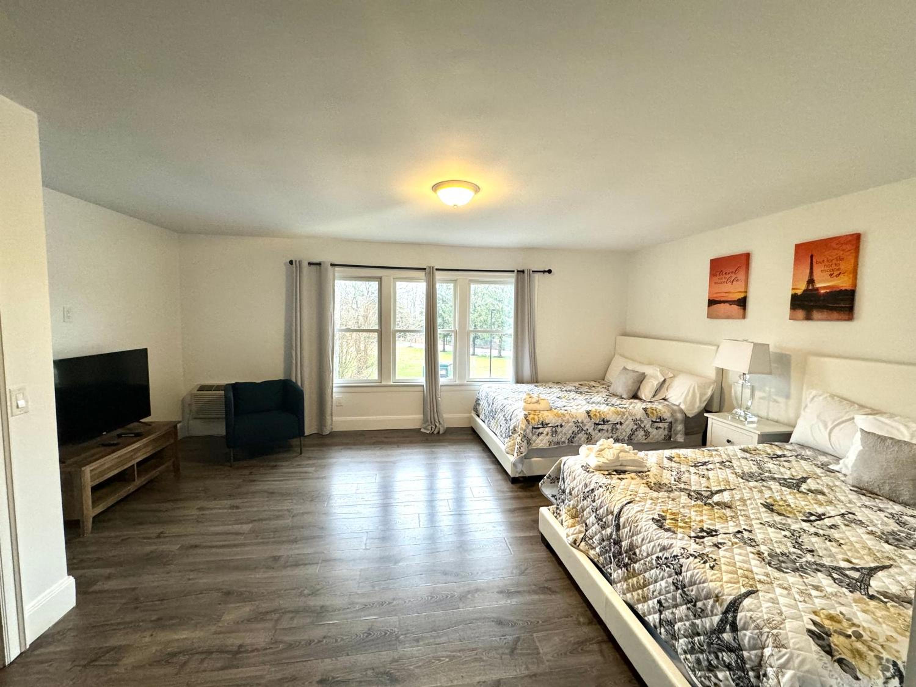 Queen Room