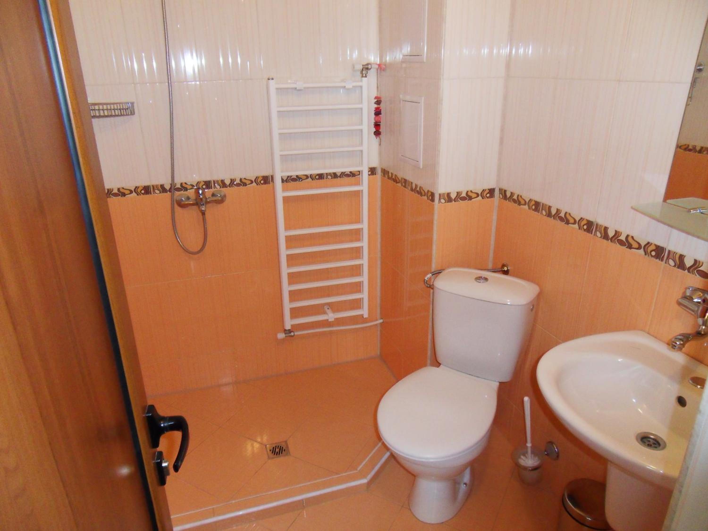 Maisonette photo 2