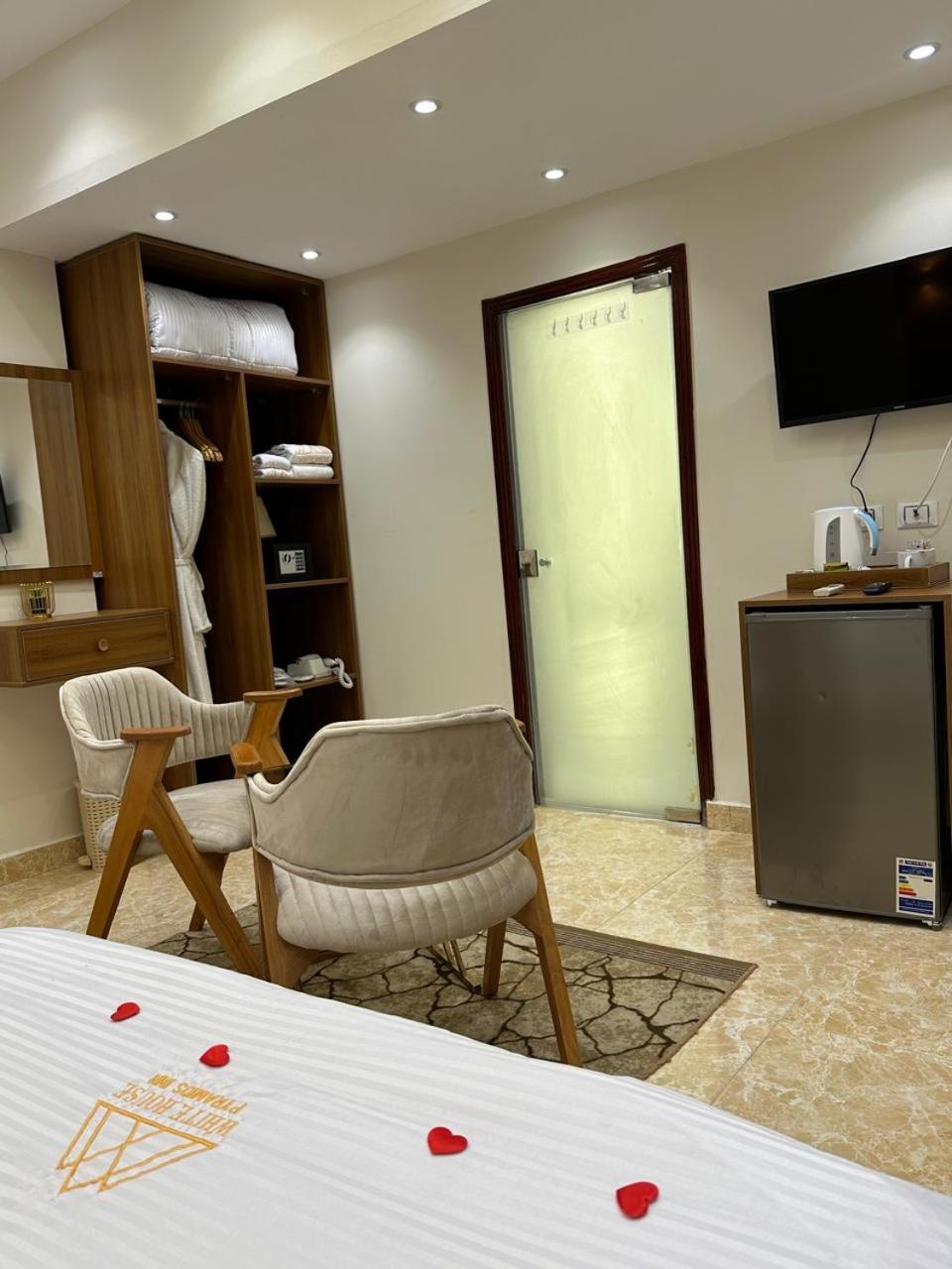 Suite with Balcony photo 2