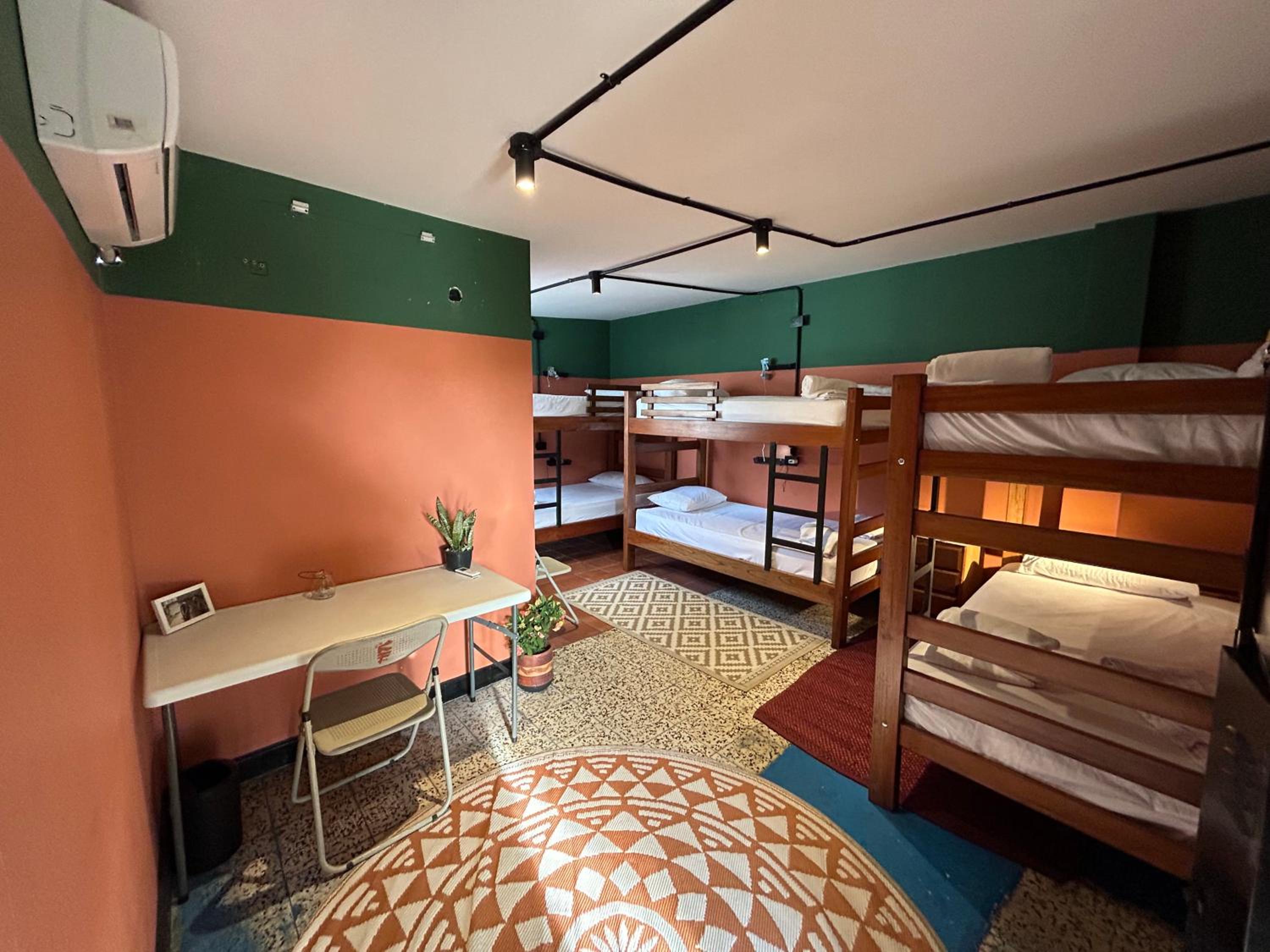 Mixed Dormitory Room photo 2