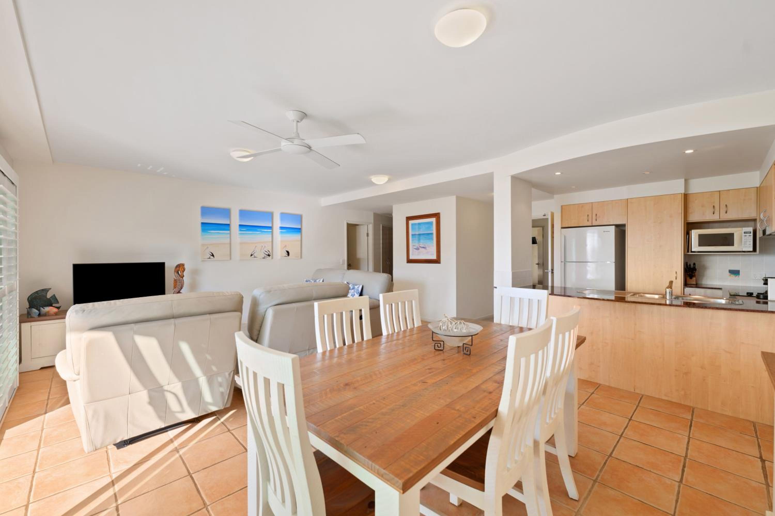 1 Bdrm Ocean View Ground Floor Apt - Photo 14