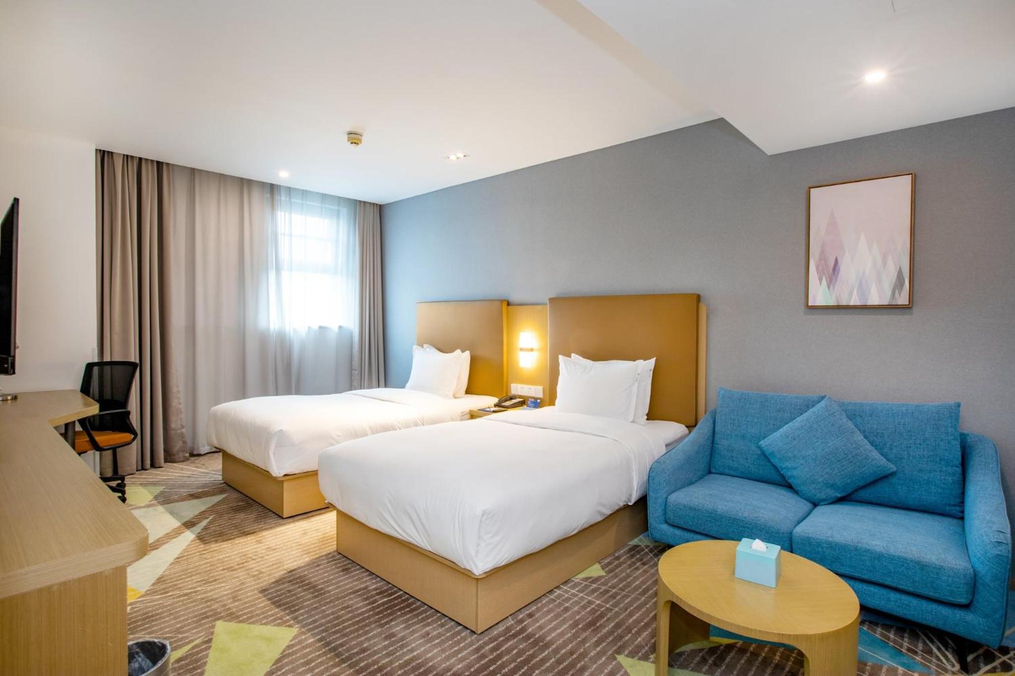 Standard Double Room with Two Double Beds - Photo 5