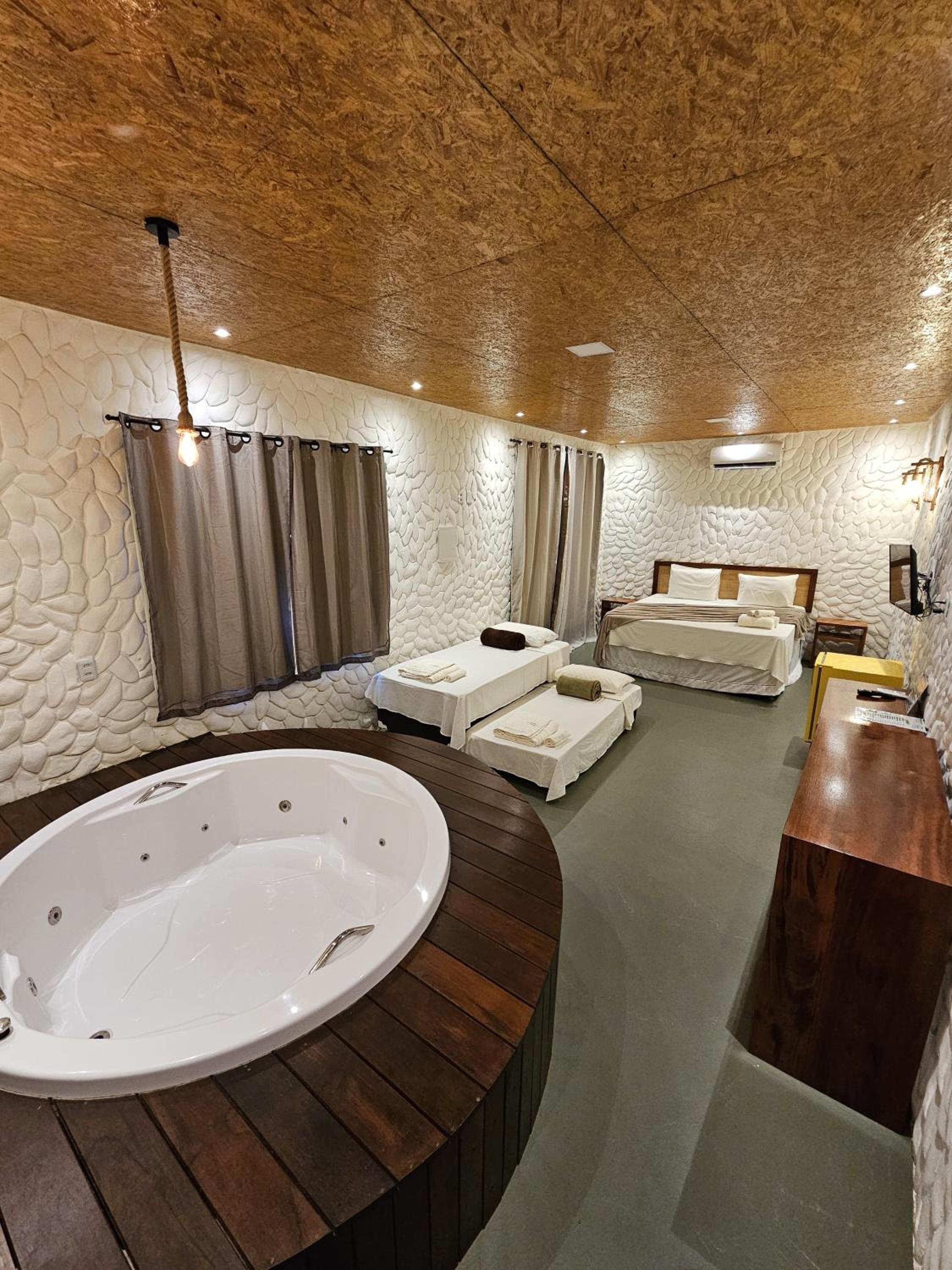 King Room with Spa Bath photo 2