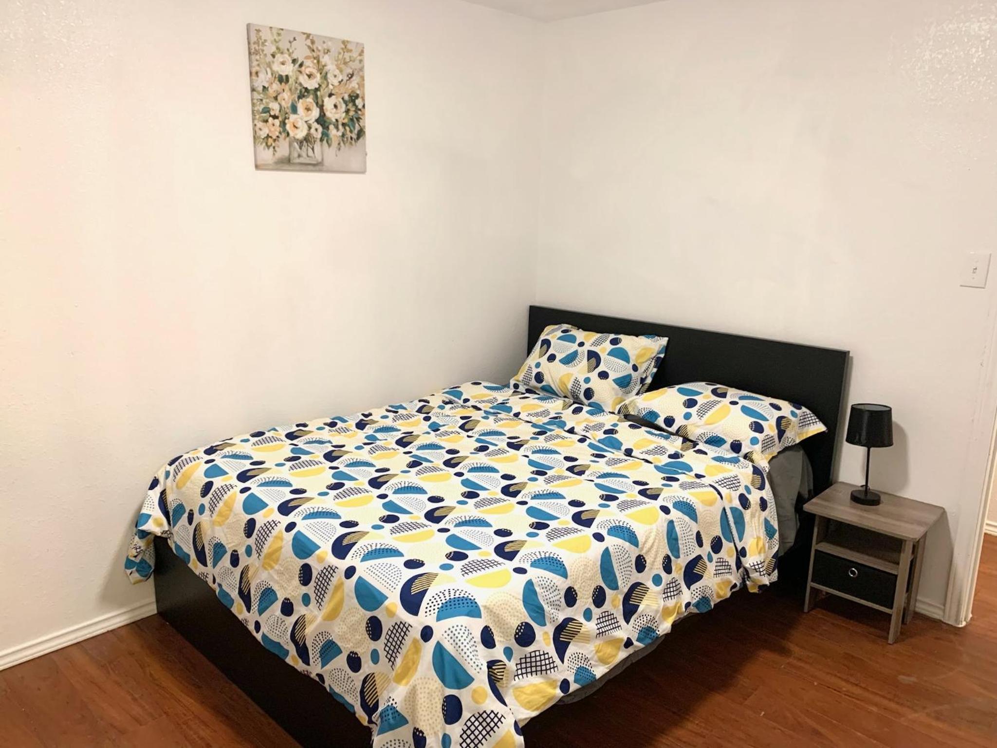 Three-Bedroom House photo 1