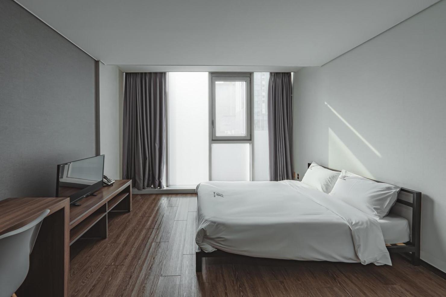 Deluxe Double Room - Photo 1