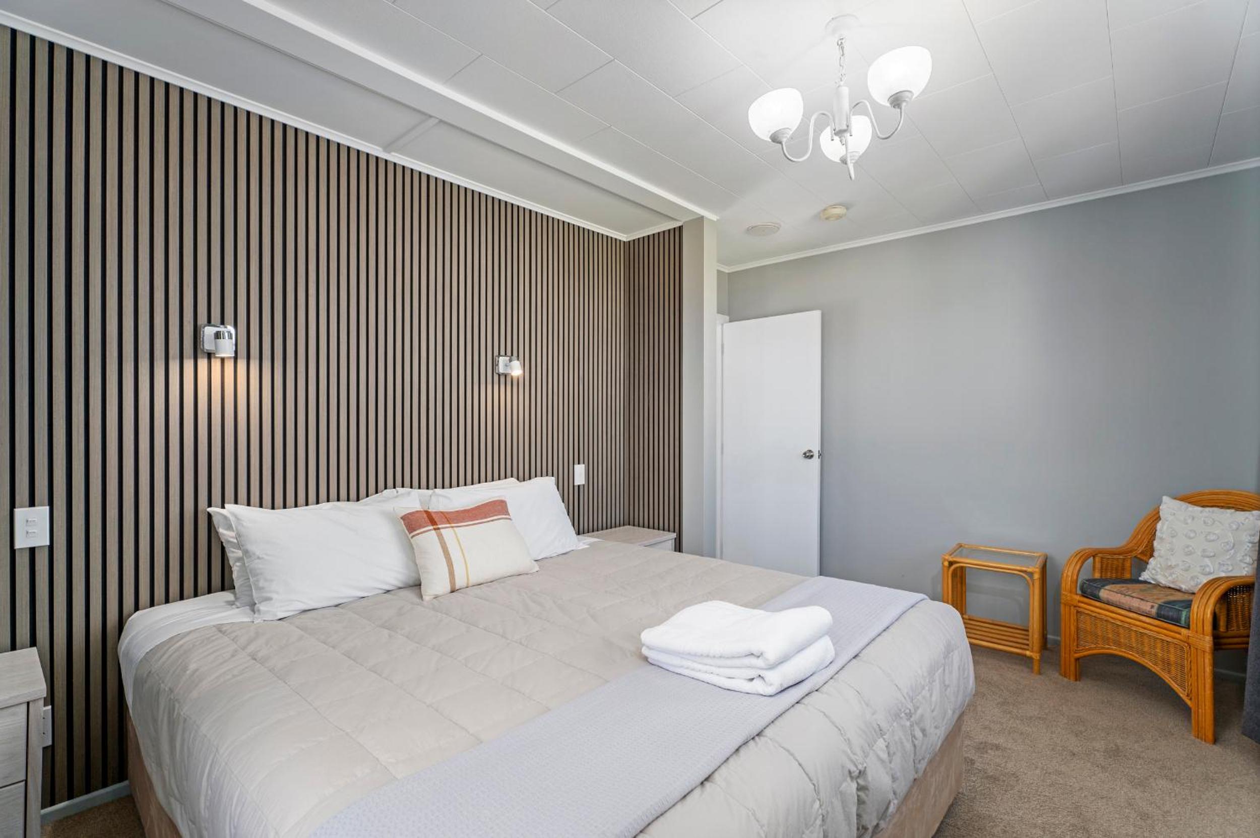 Two-Bedroom Apartment - Photo 9